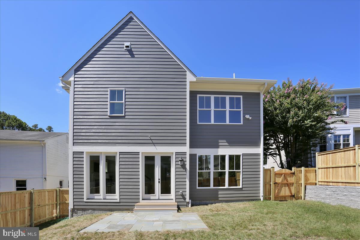 GLEN MAR PARK - Residential