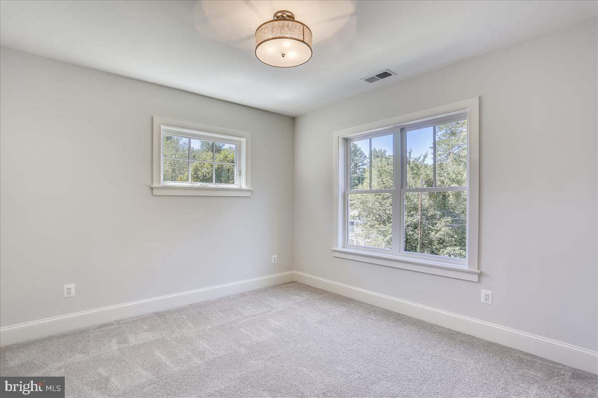 GLEN MAR PARK - Residential
