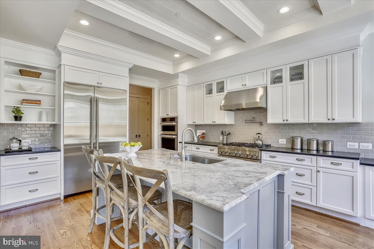 GLEN MAR PARK - Residential