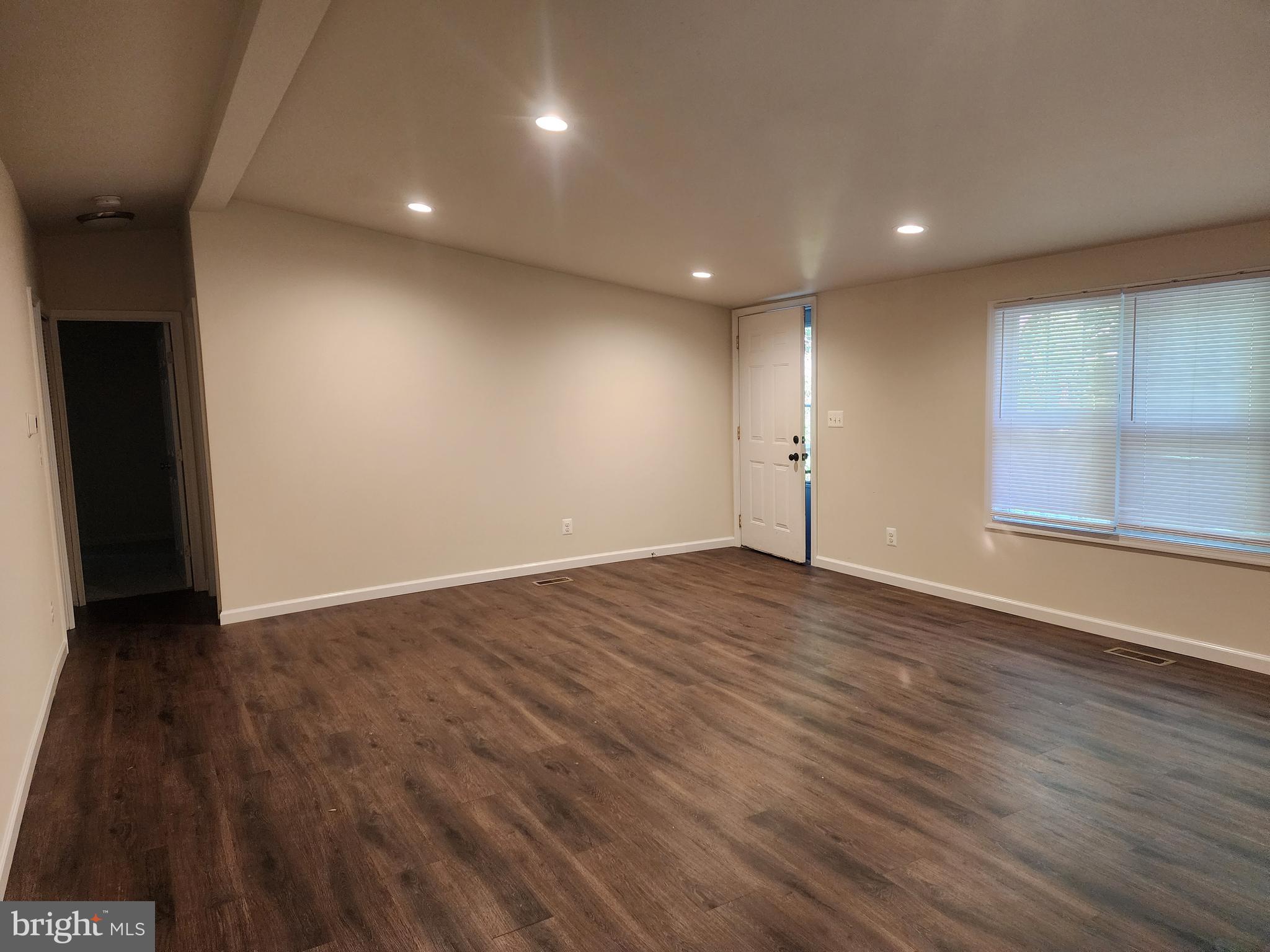 CALIFORNIA PROFESSIONAL CENTER - Residential Lease