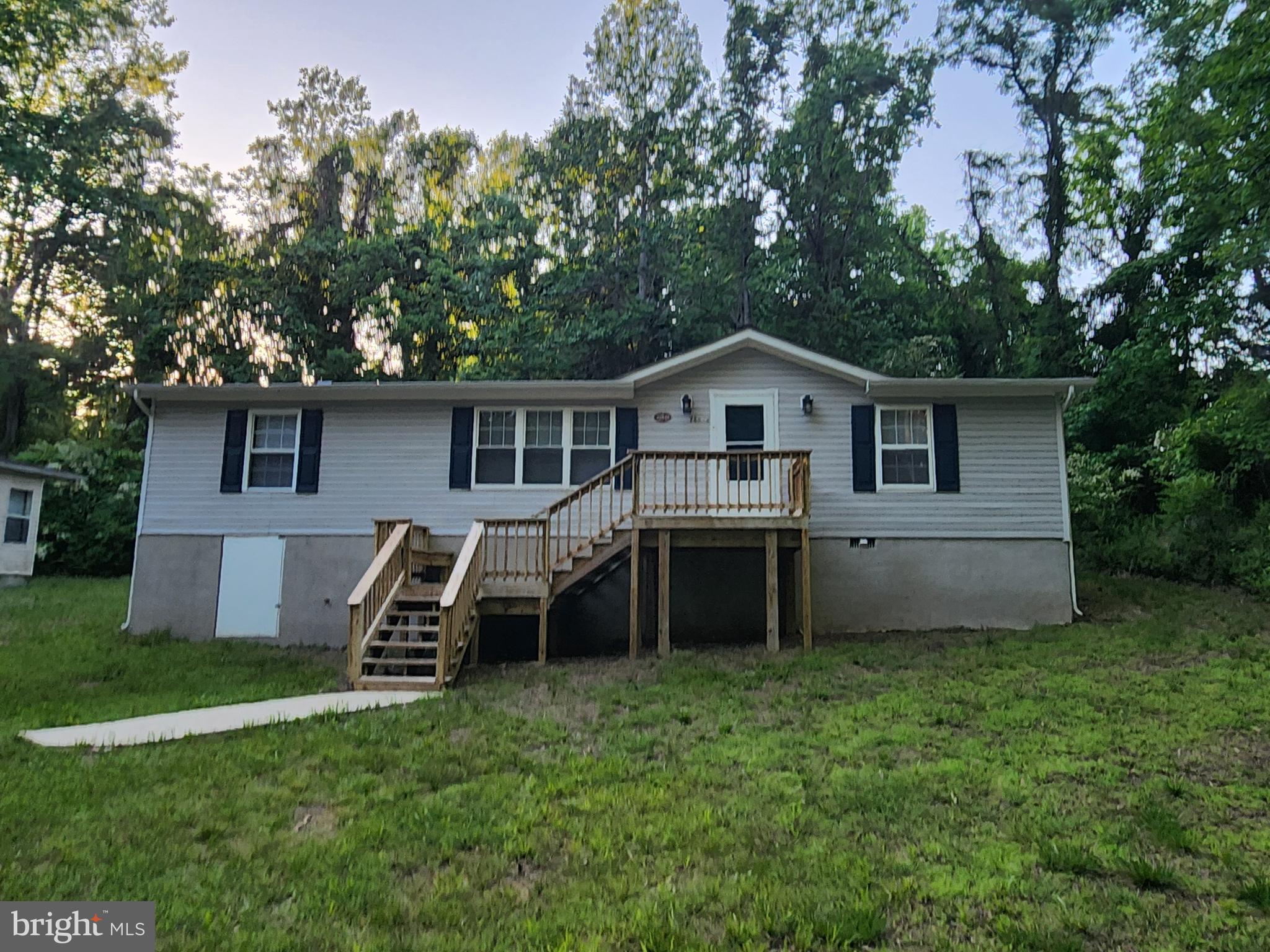 CALIFORNIA PROFESSIONAL CENTER - Residential Lease