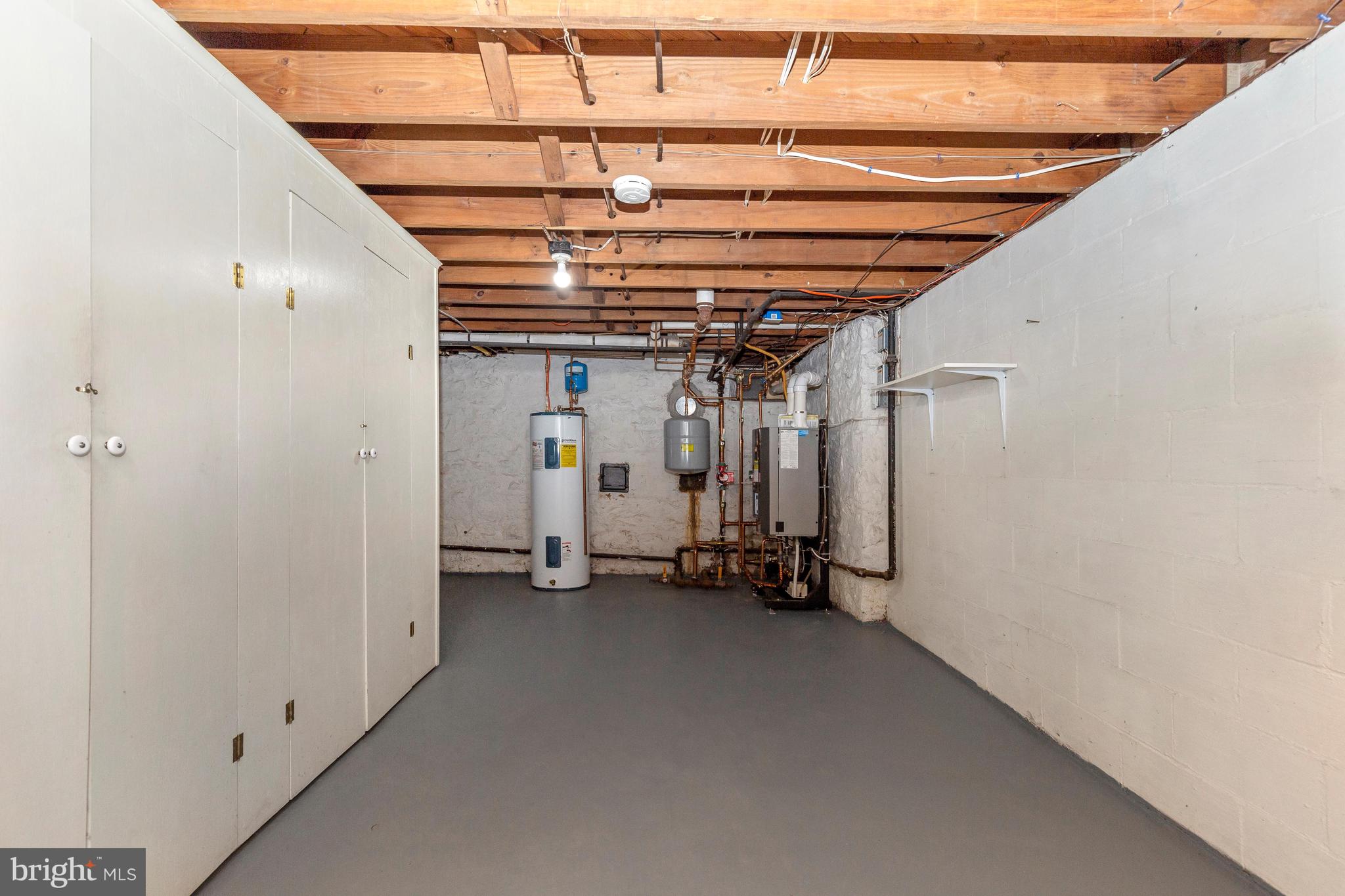 NORTH END - Residential