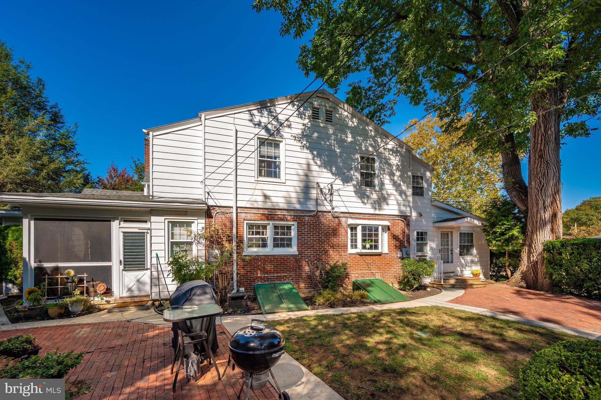 NORTH END - Residential