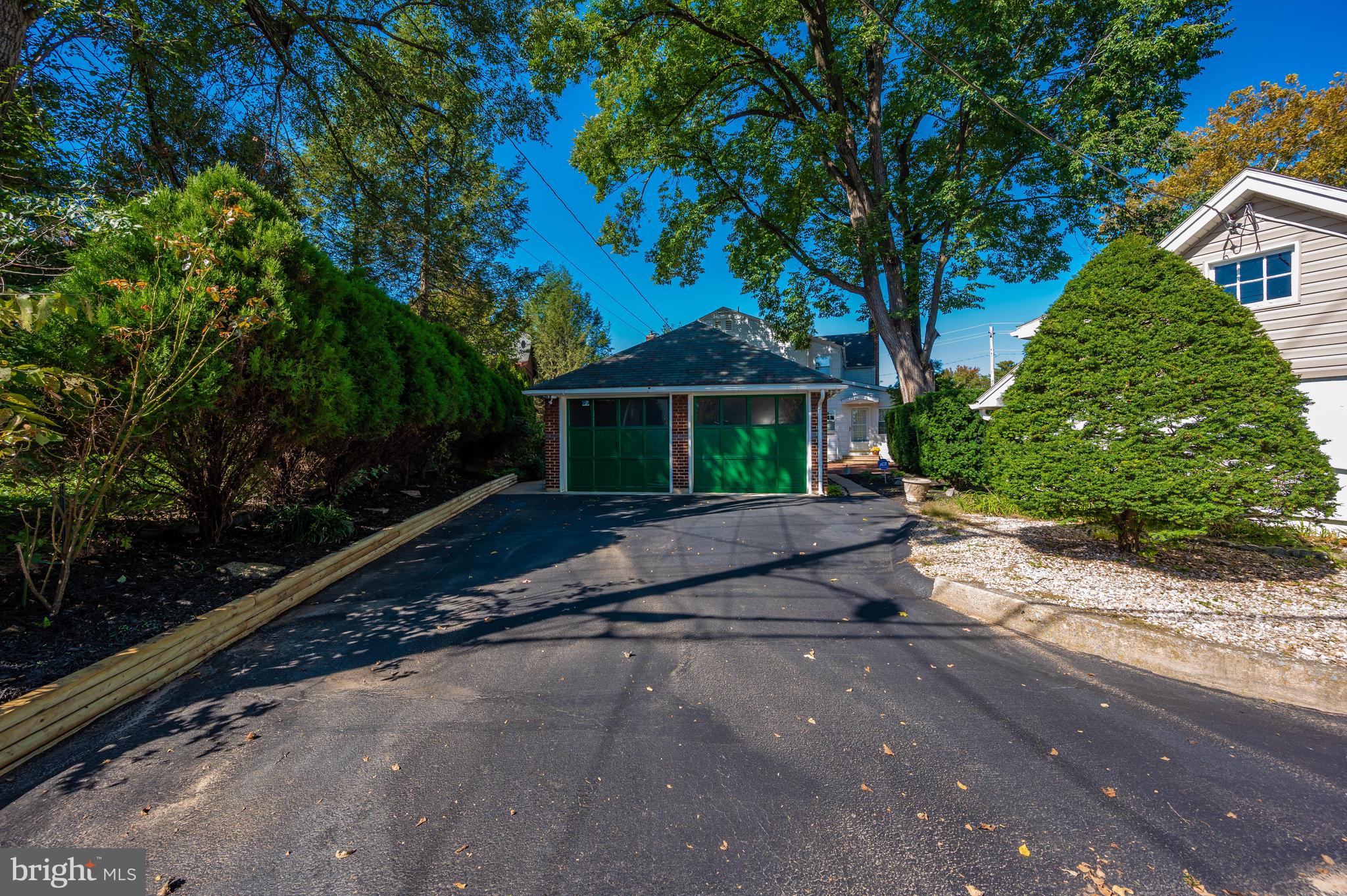 NORTH END - Residential