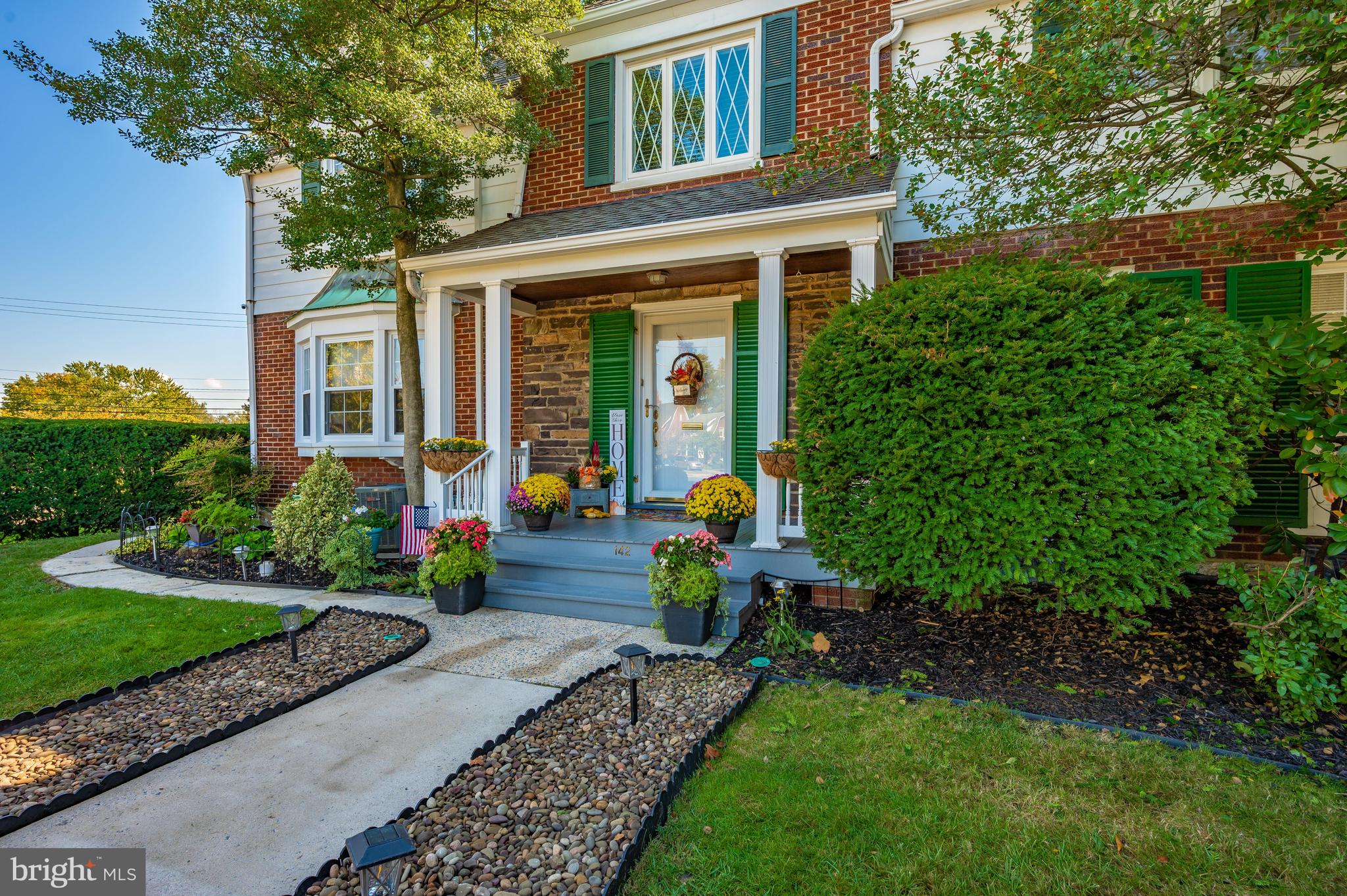 NORTH END - Residential