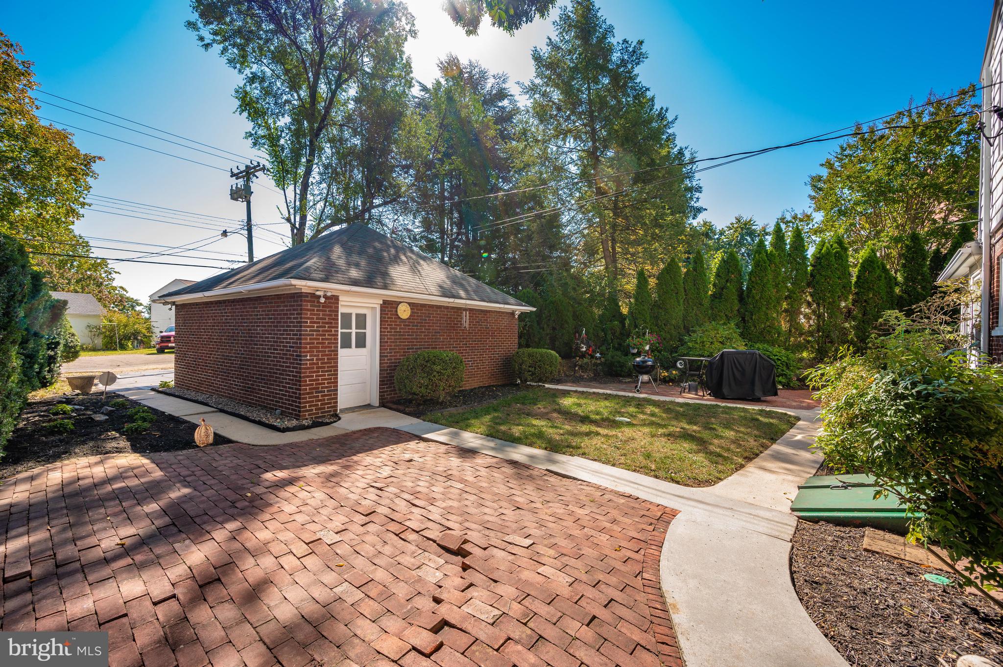 NORTH END - Residential