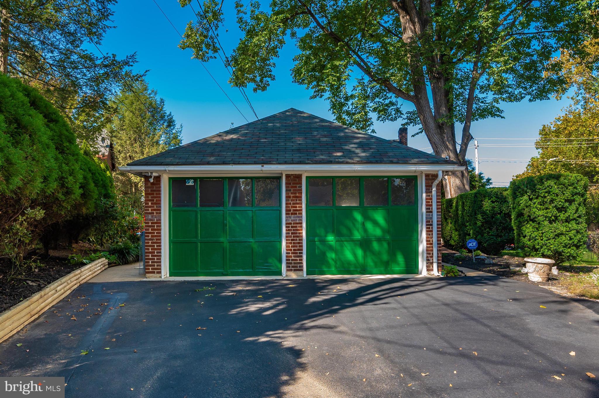 NORTH END - Residential