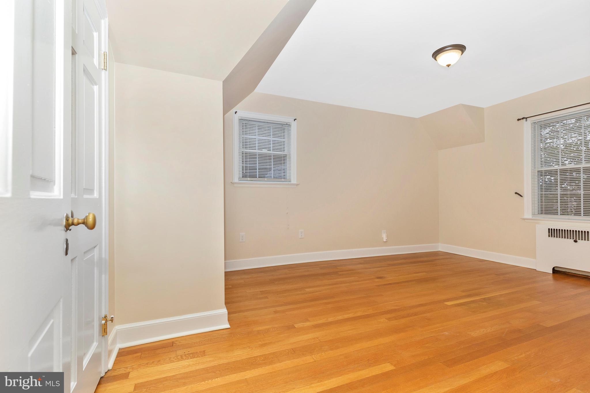 NORTH END - Residential