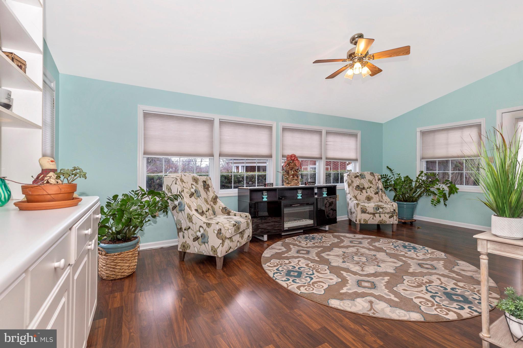 NORTH END - Residential