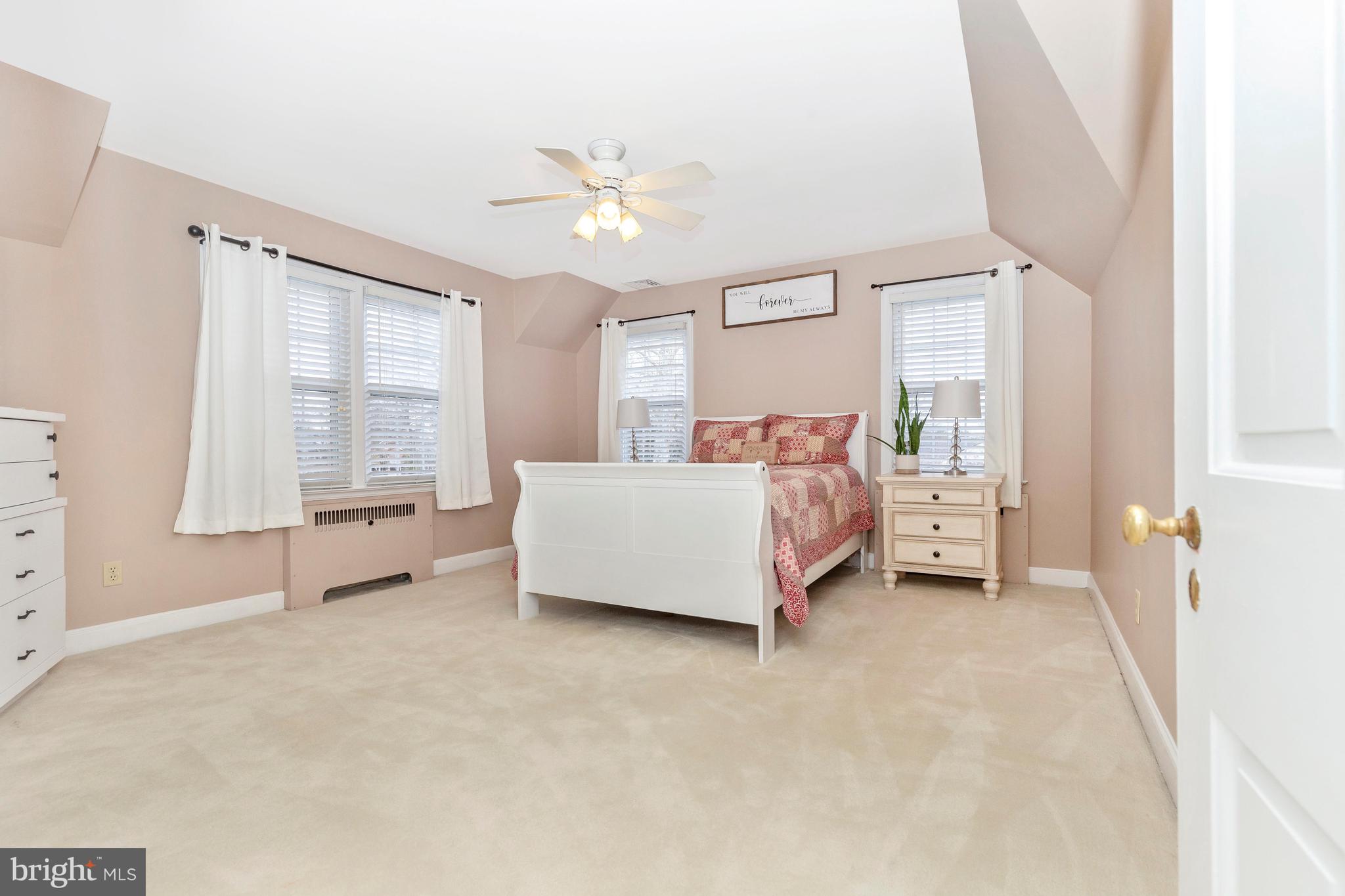 NORTH END - Residential