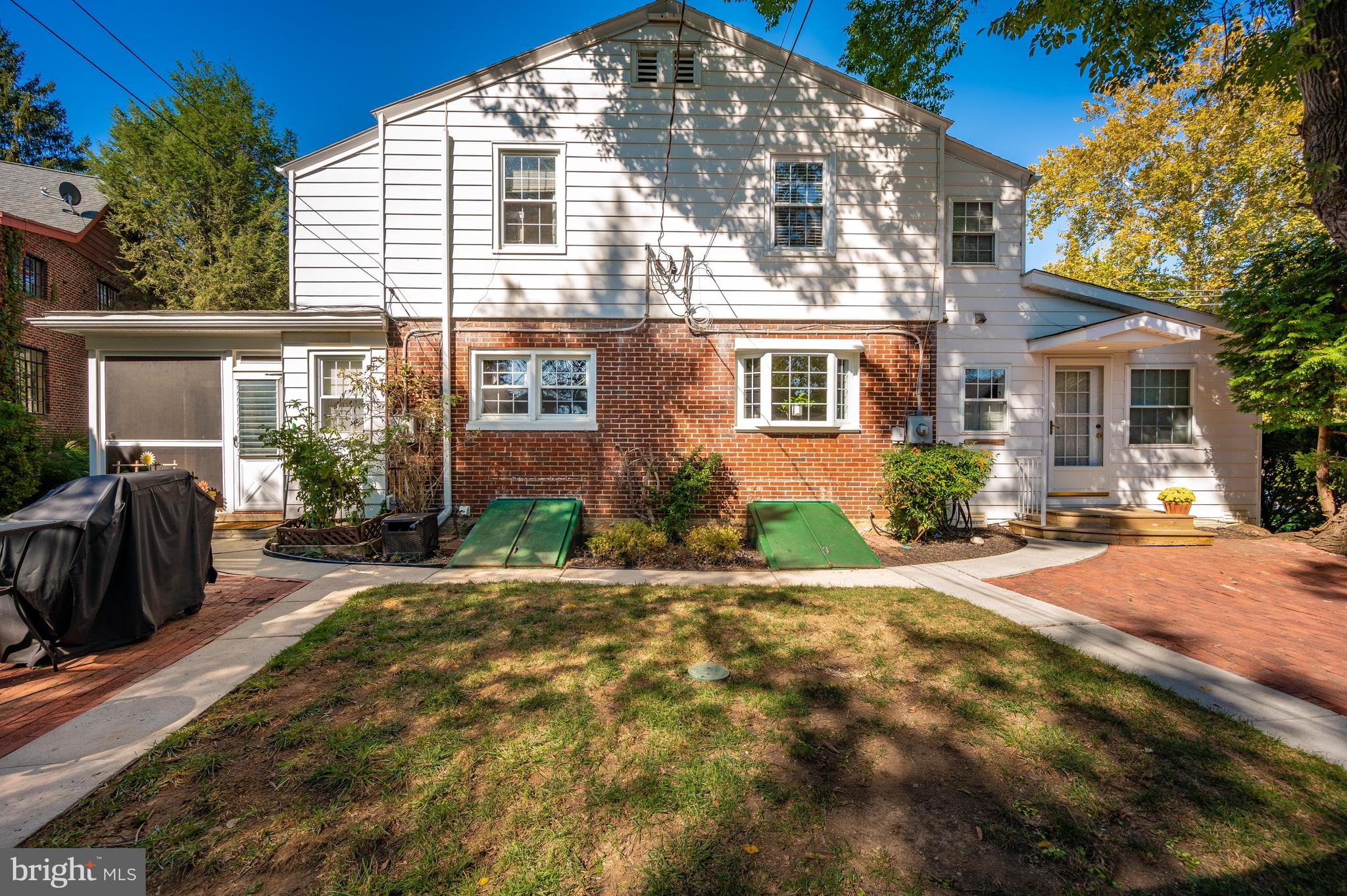 NORTH END - Residential