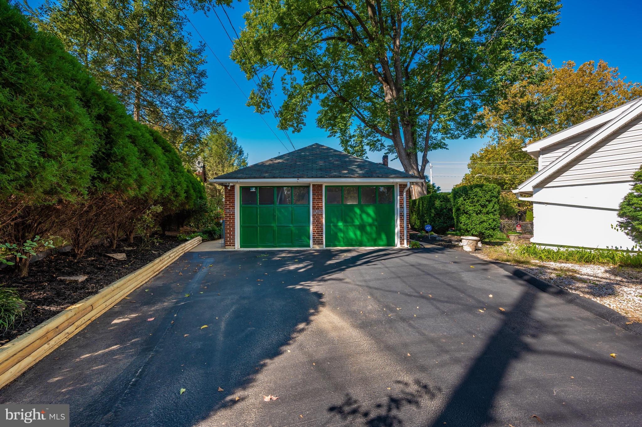 NORTH END - Residential