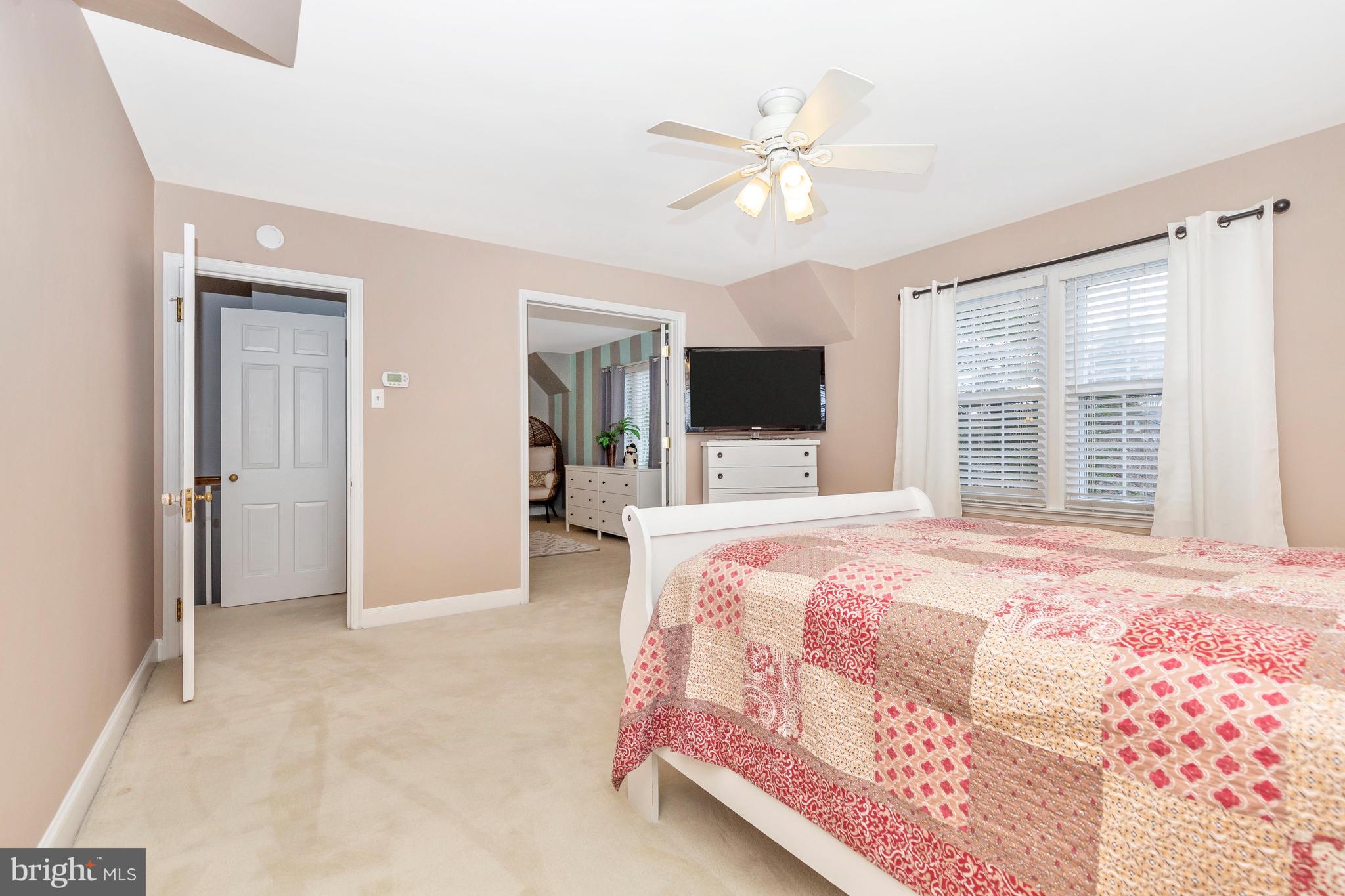 NORTH END - Residential