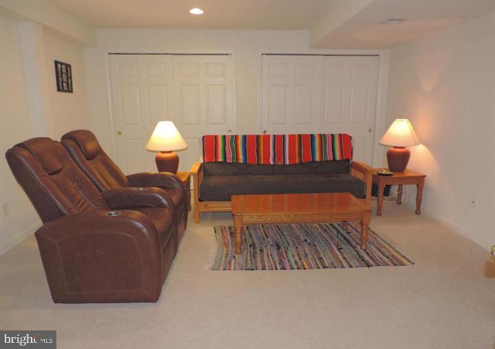 LOCUST GROVE - Residential