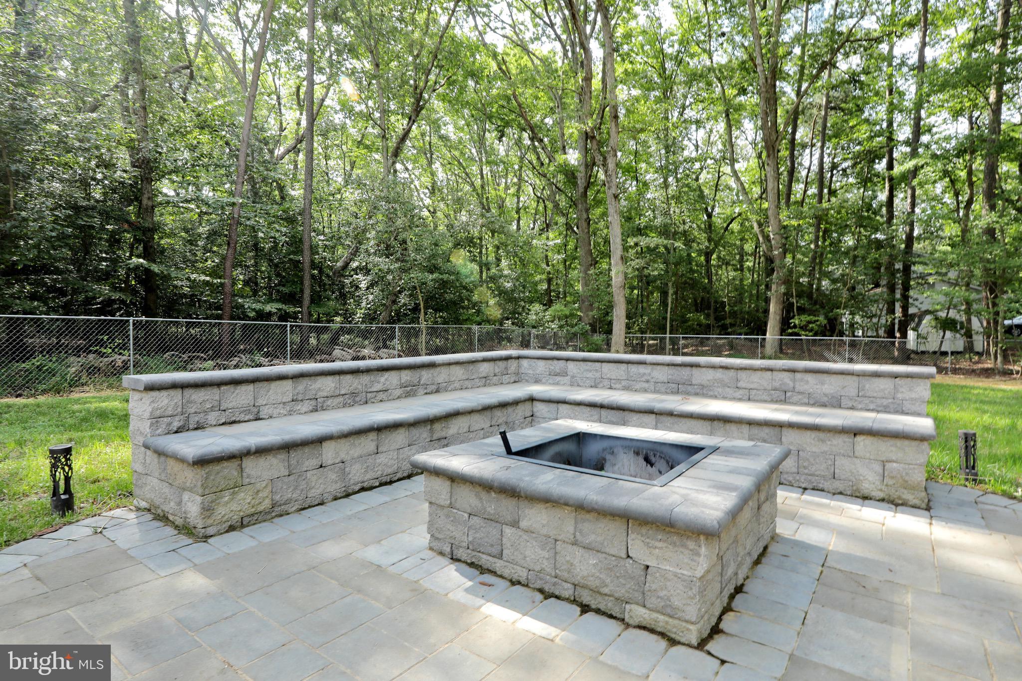 BRETON BAY ESTATES - Residential