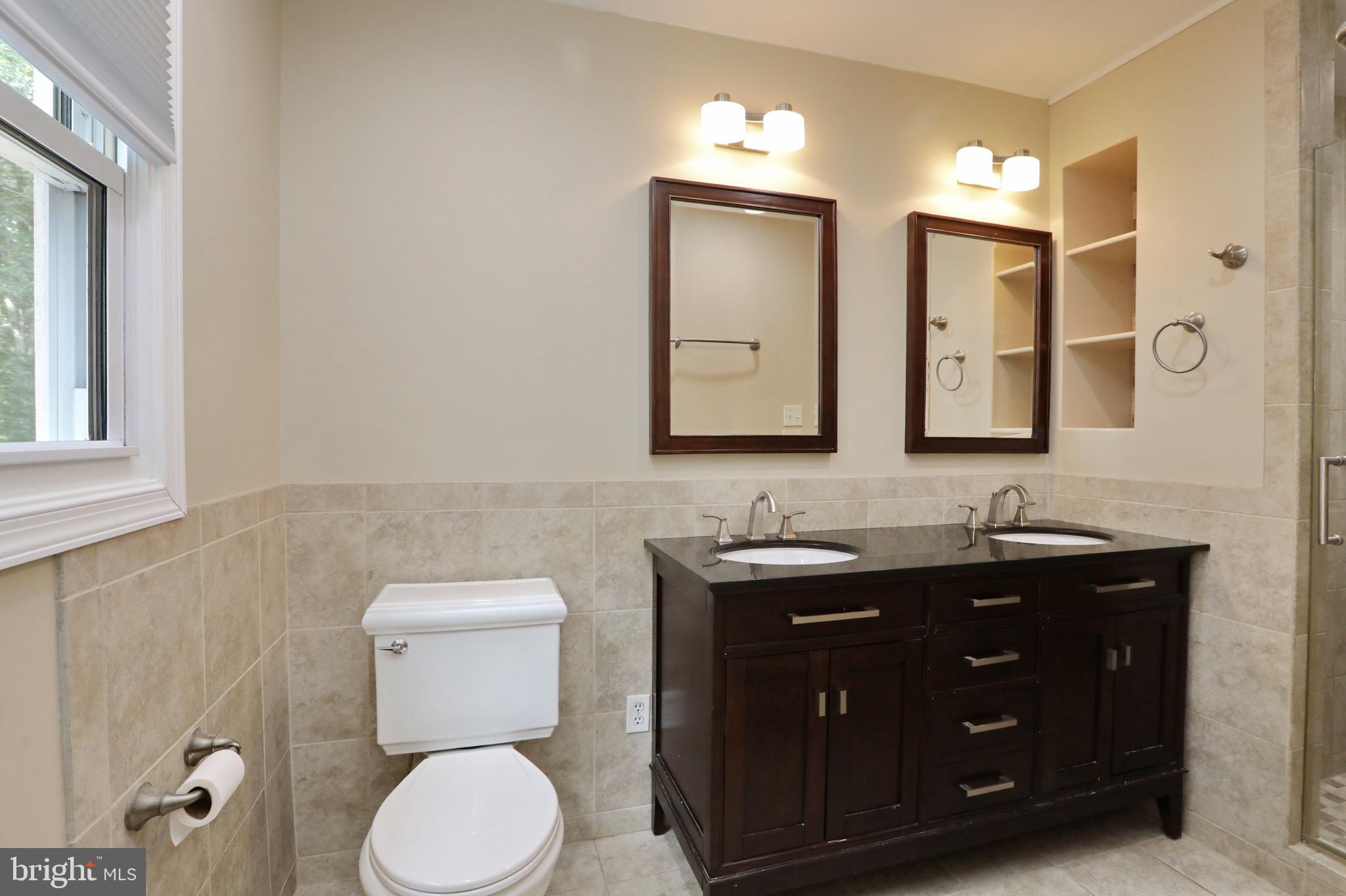 BRETON BAY ESTATES - Residential