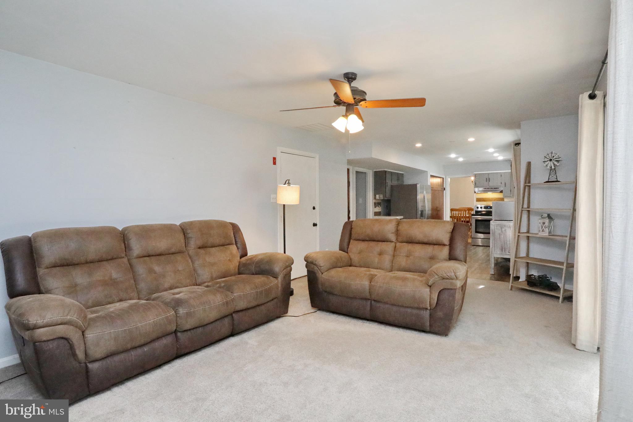 BRETON BAY ESTATES - Residential