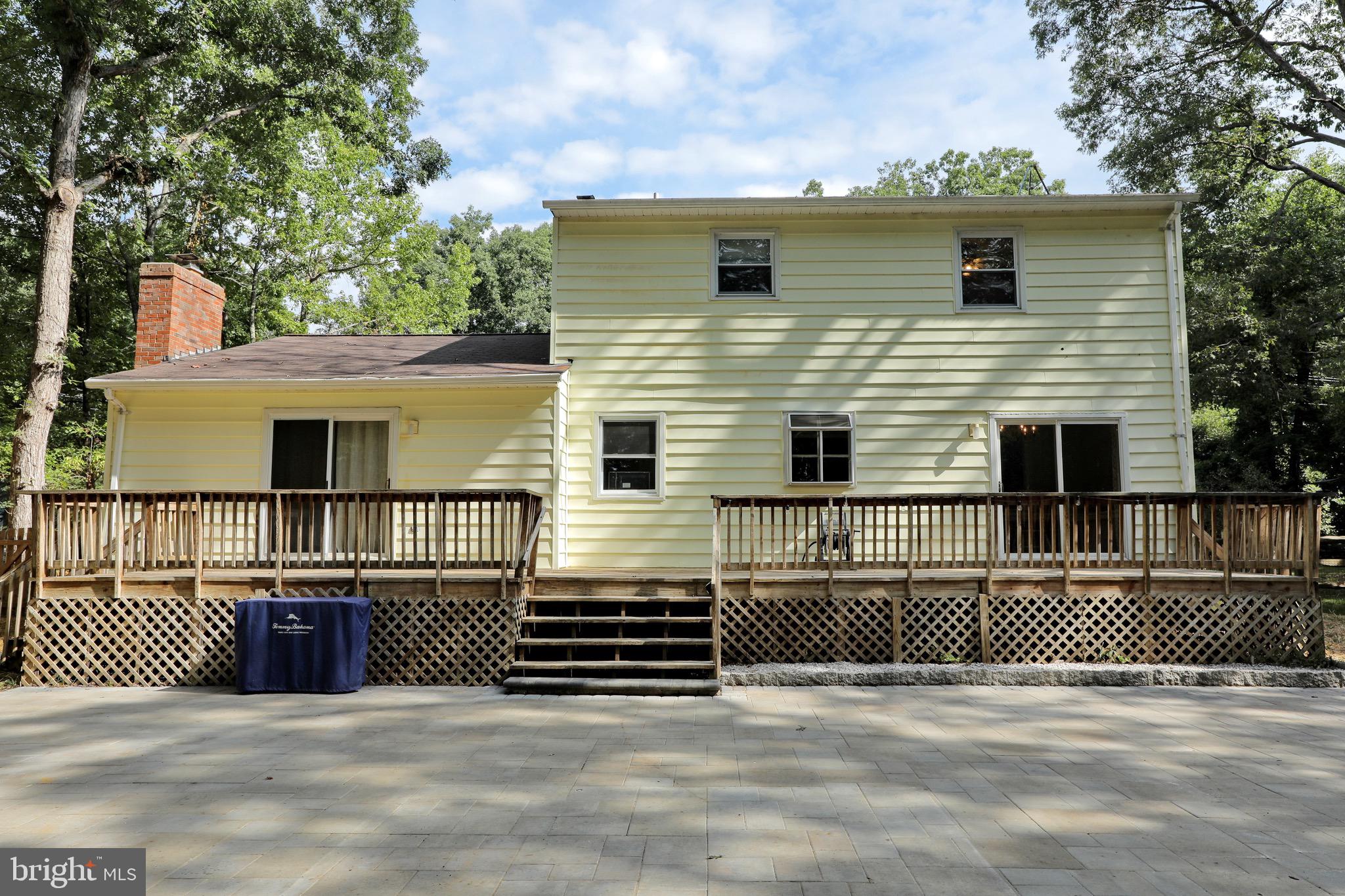 BRETON BAY ESTATES - Residential