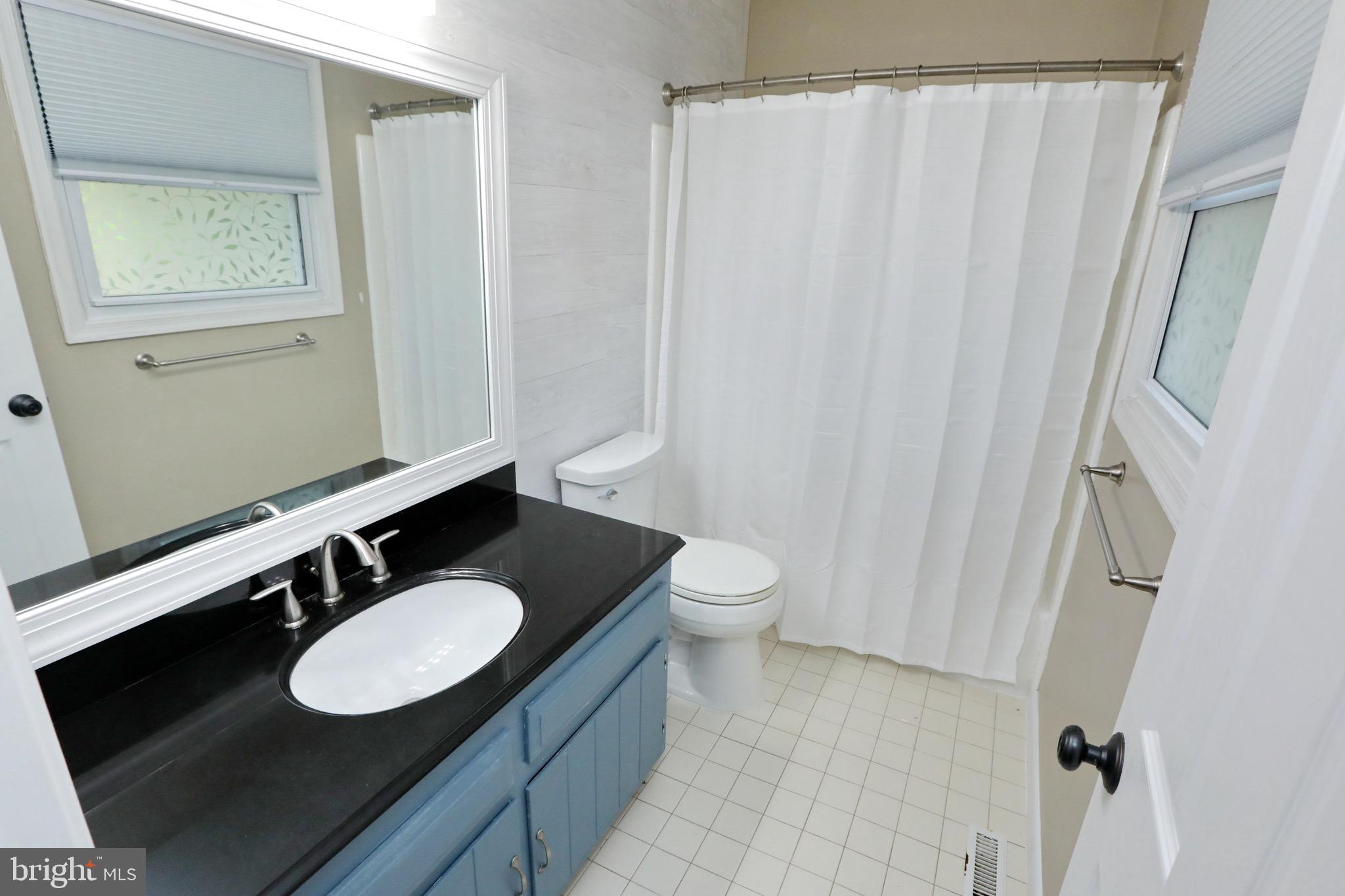 BRETON BAY ESTATES - Residential