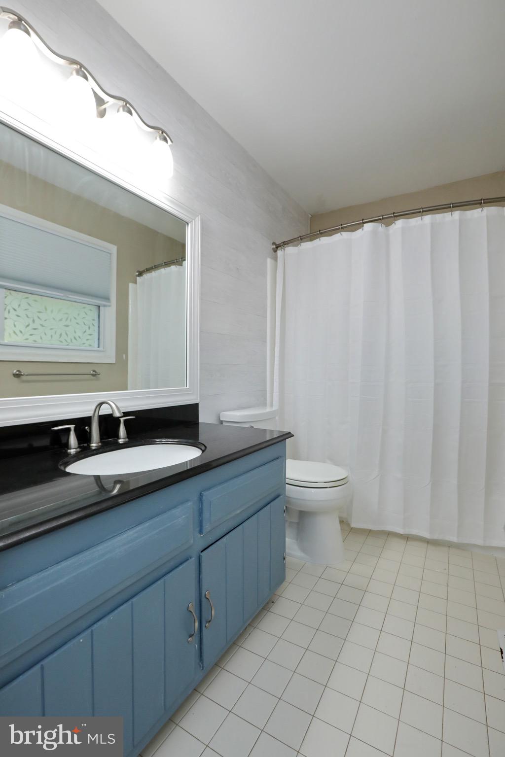 BRETON BAY ESTATES - Residential