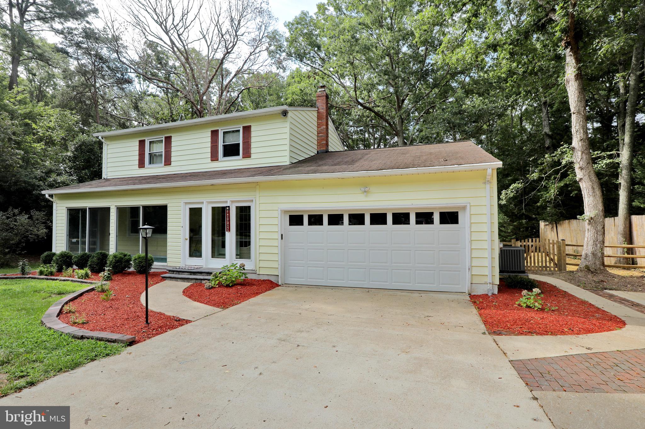 BRETON BAY ESTATES - Residential