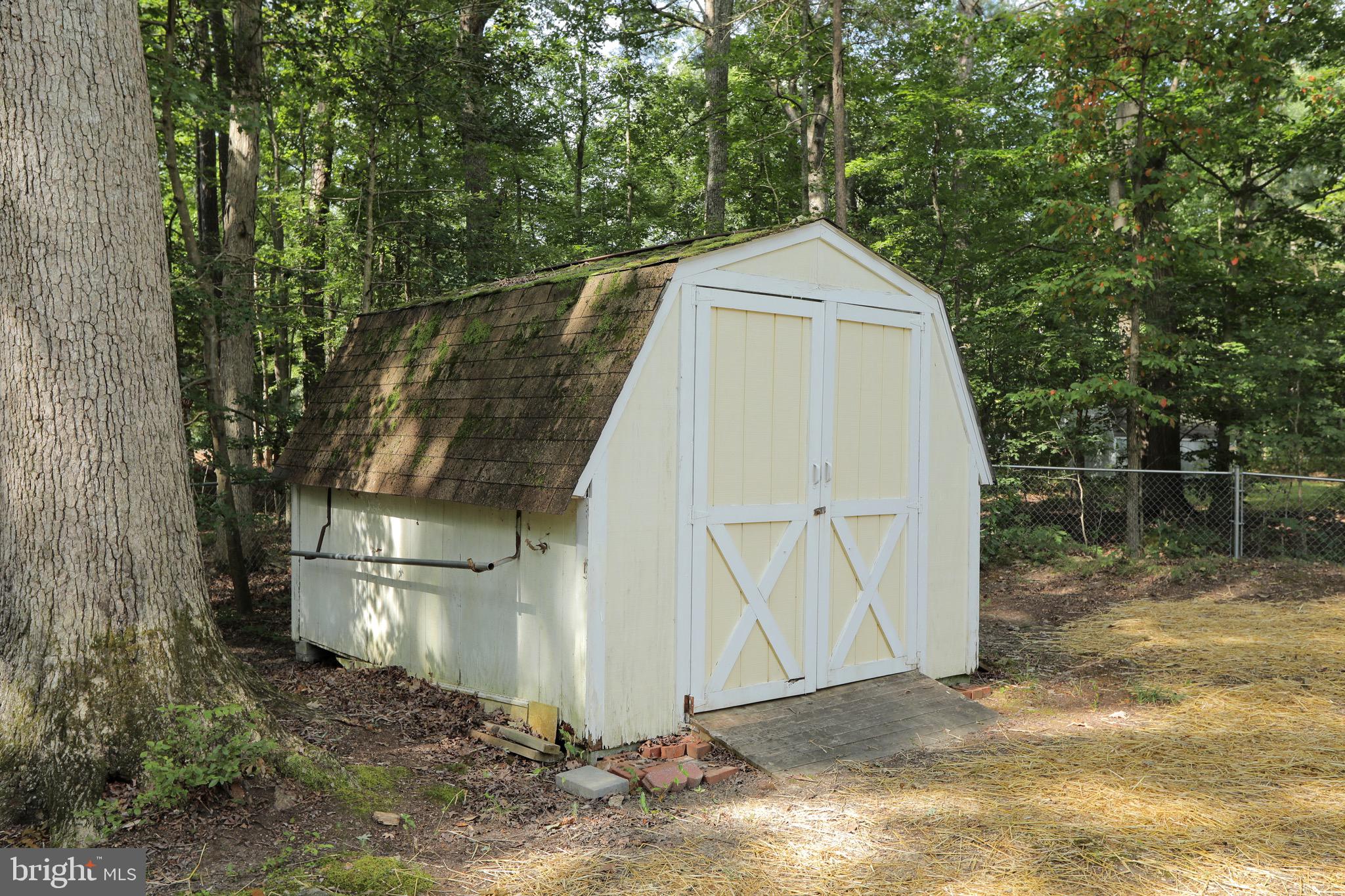 BRETON BAY ESTATES - Residential