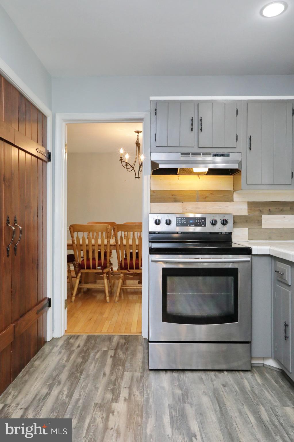 BRETON BAY ESTATES - Residential