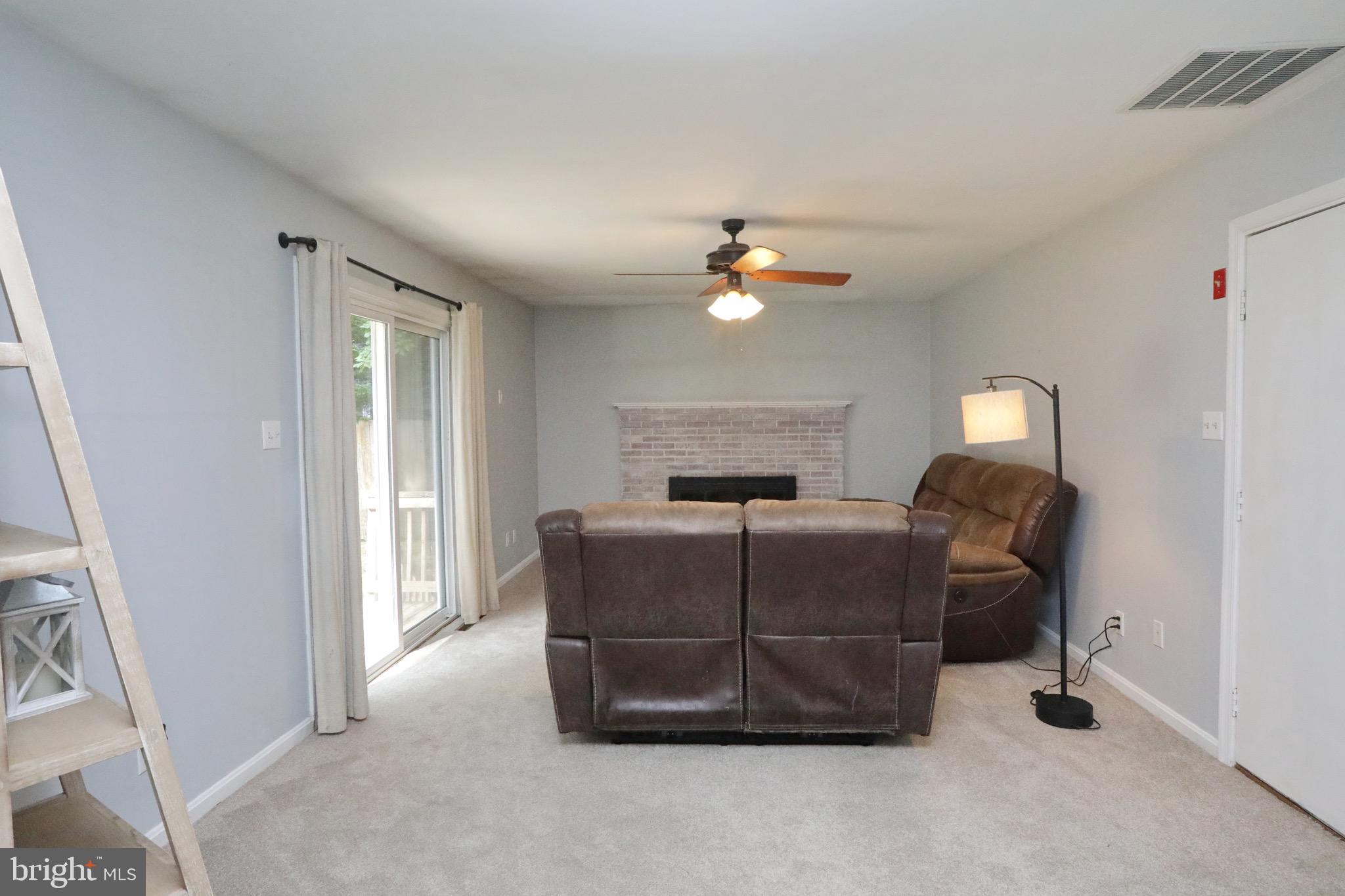 BRETON BAY ESTATES - Residential