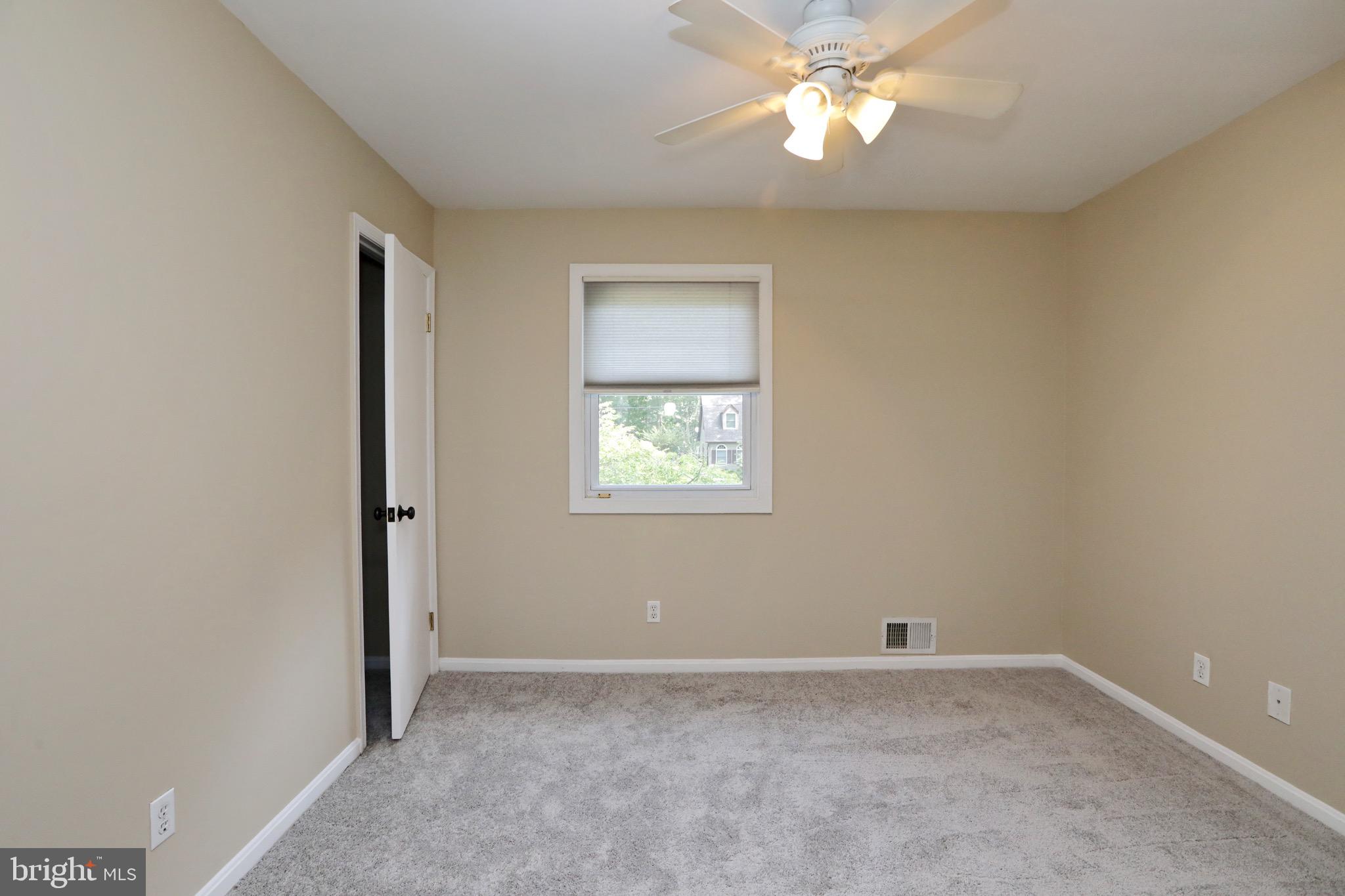 BRETON BAY ESTATES - Residential