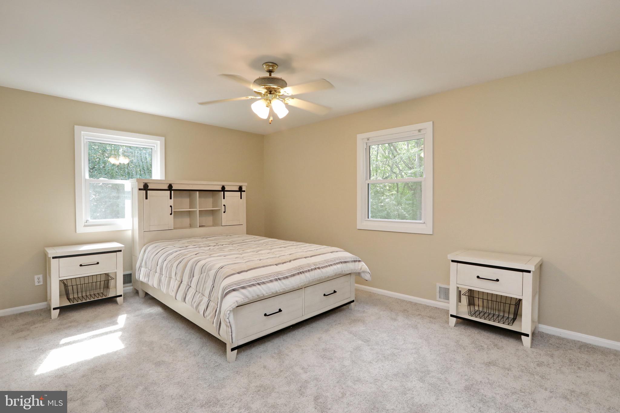 BRETON BAY ESTATES - Residential