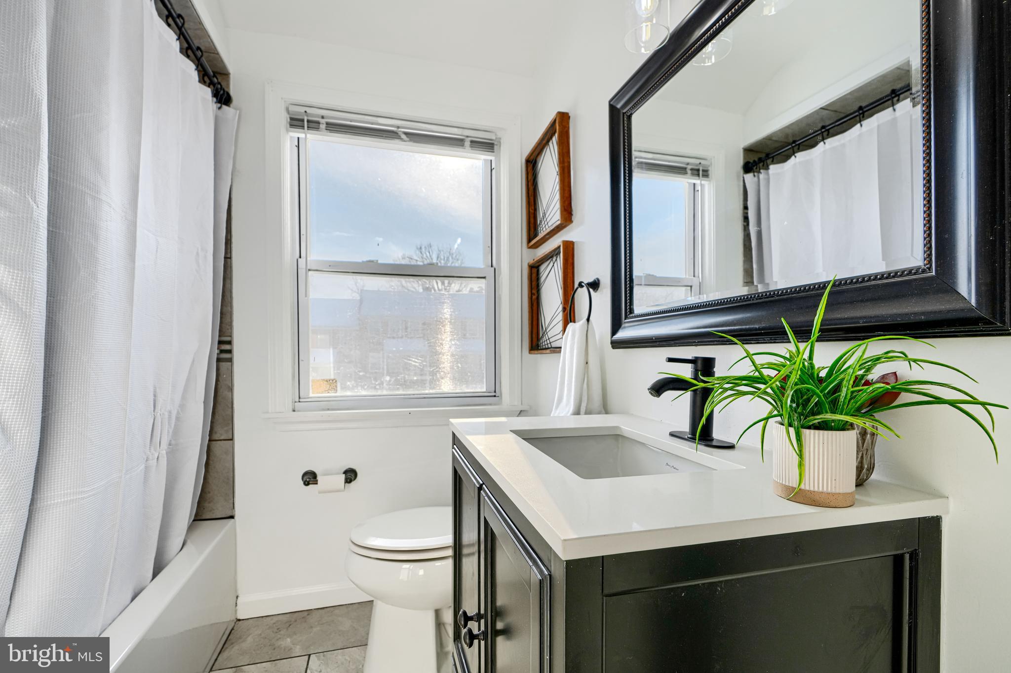 RAMBLEWOOD - Residential