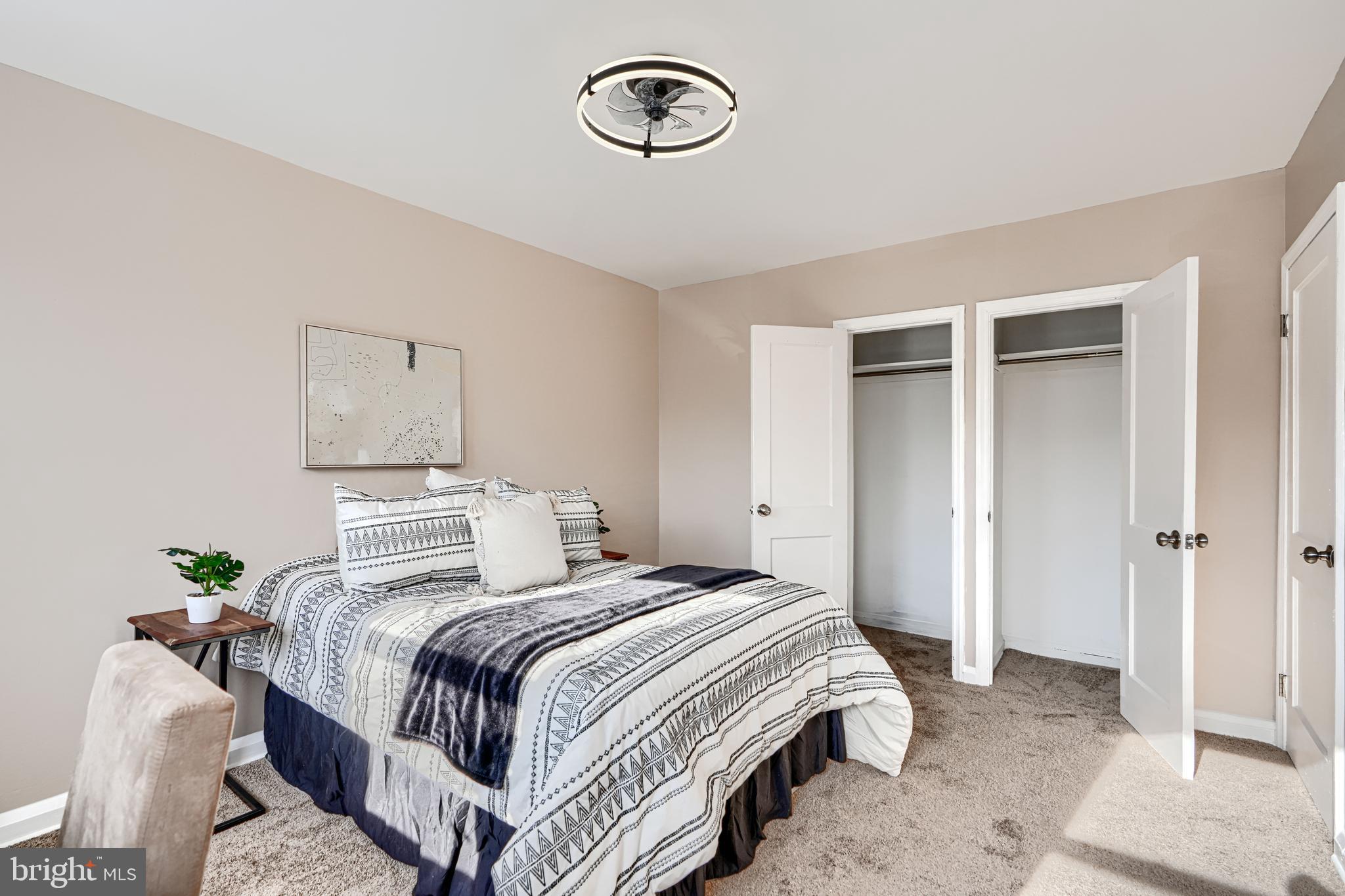 RAMBLEWOOD - Residential