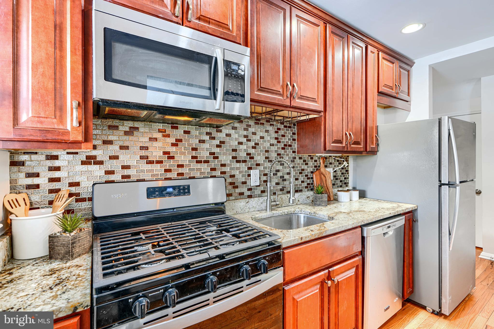 RAMBLEWOOD - Residential