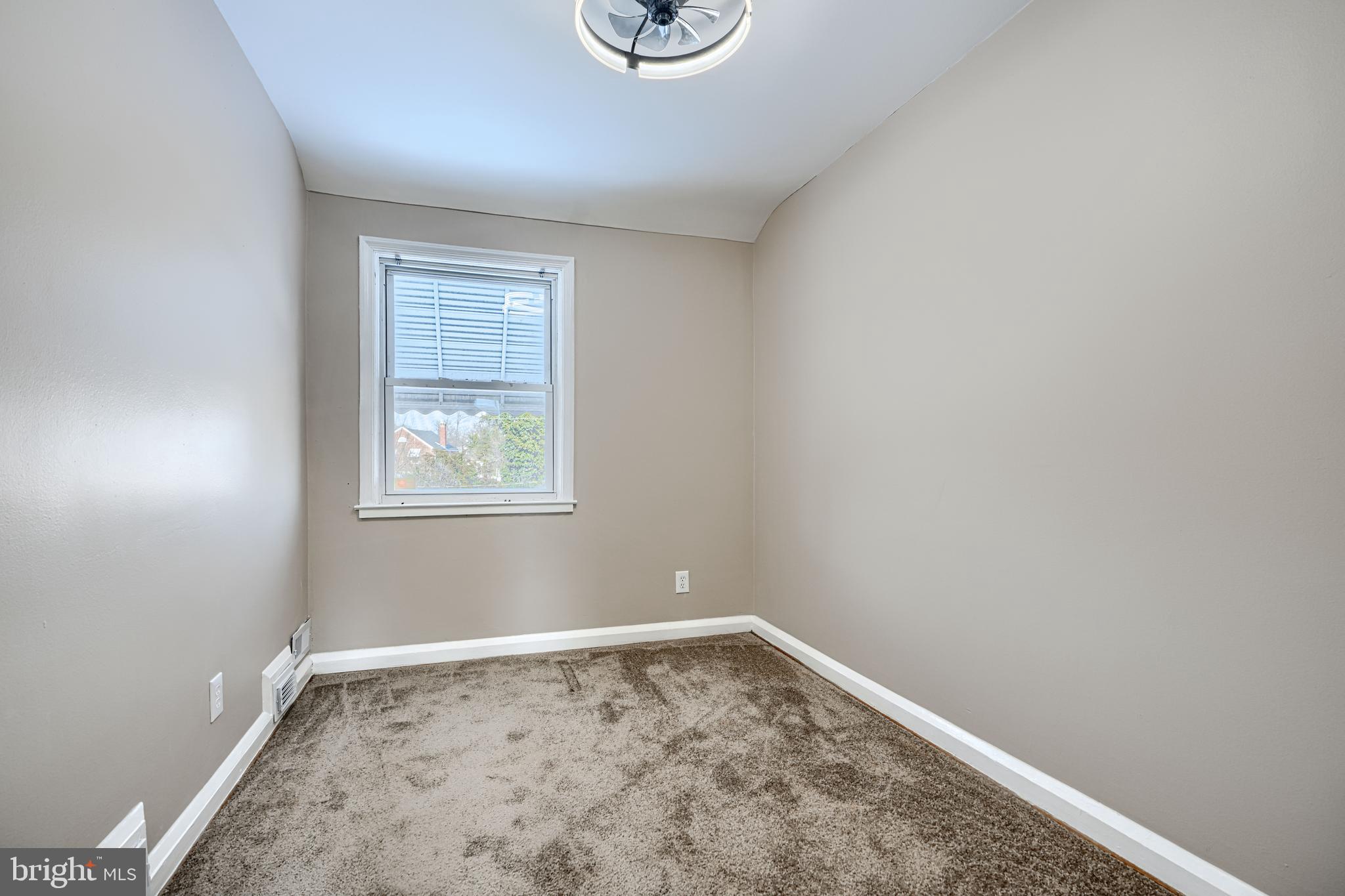 RAMBLEWOOD - Residential