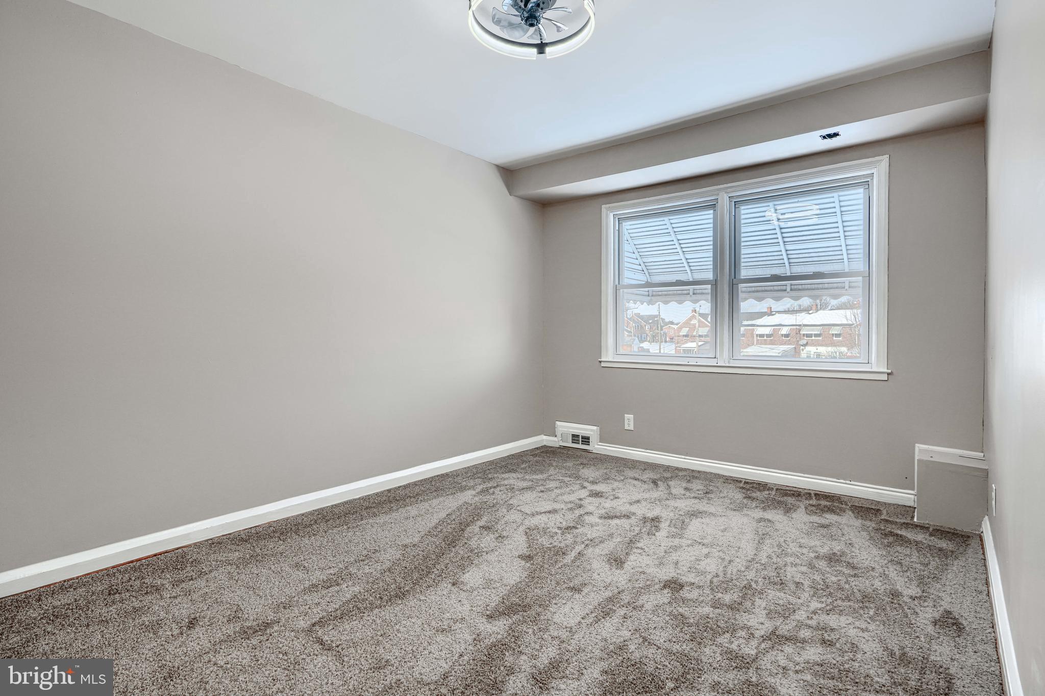 RAMBLEWOOD - Residential