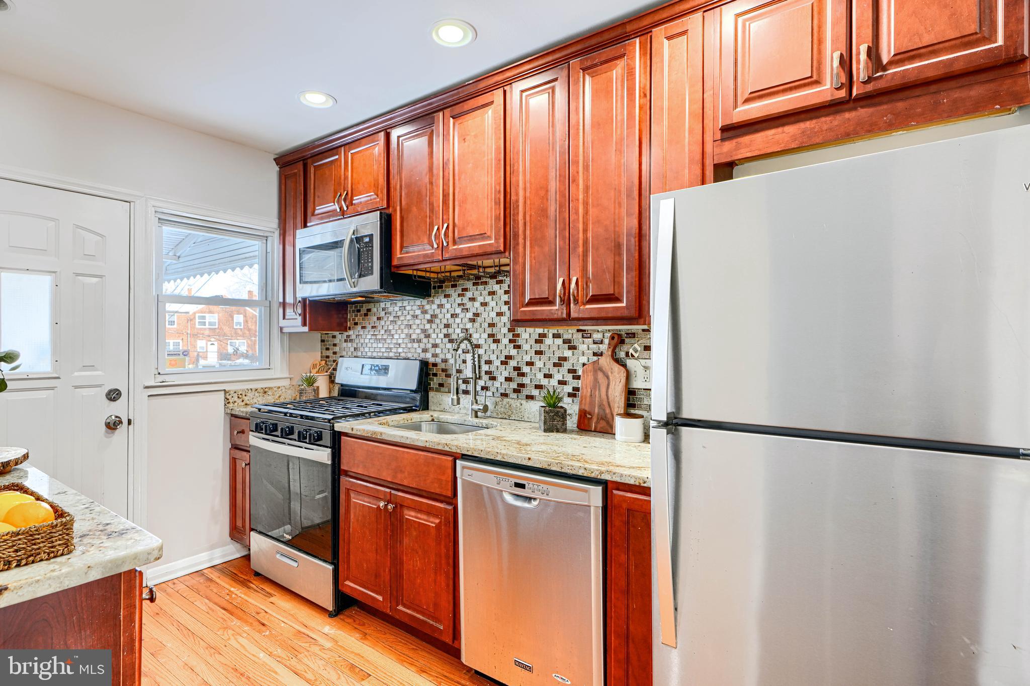 RAMBLEWOOD - Residential