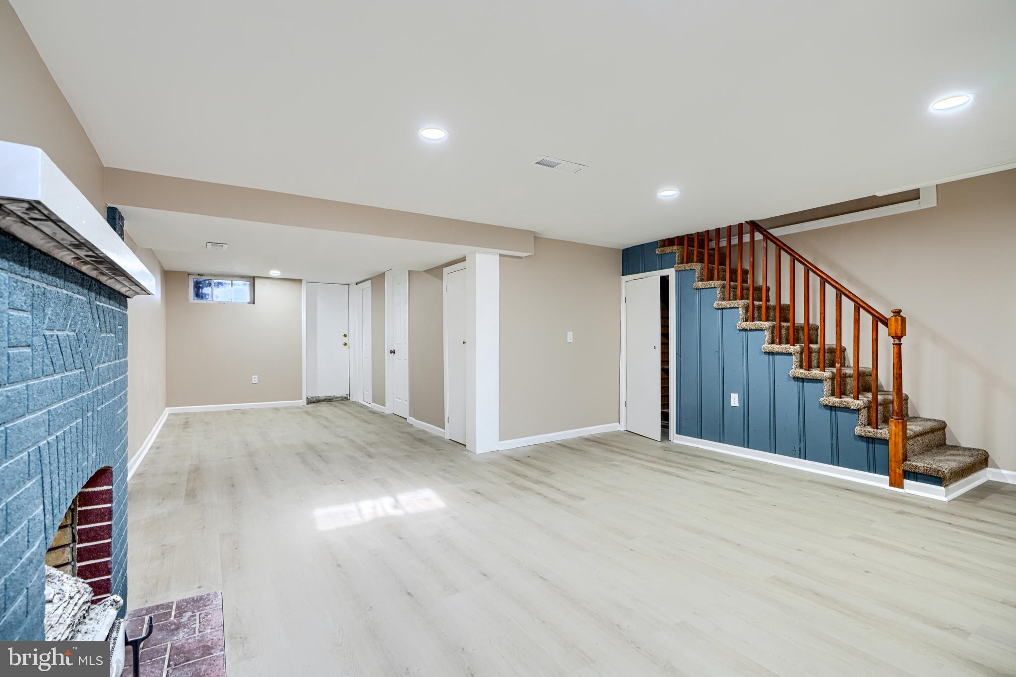 RAMBLEWOOD - Residential