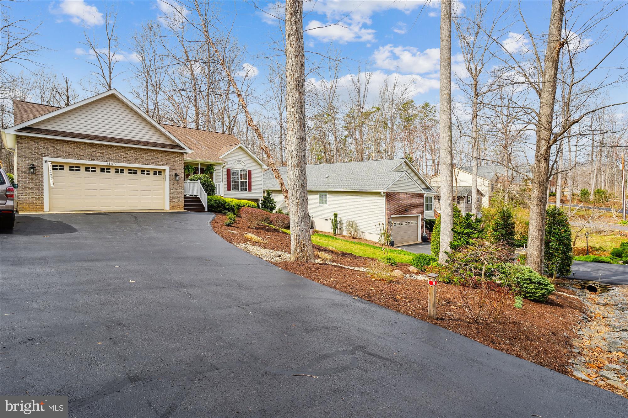 LAKE OF THE WOODS - Residential