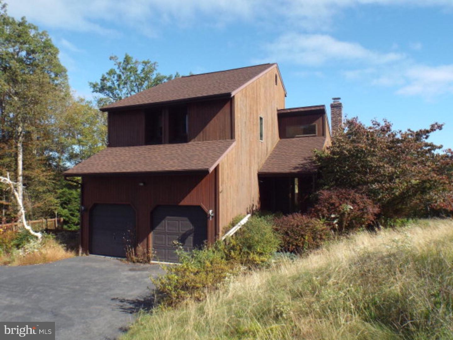 3 bedroom home in one of the best locations N of the Mountain. Home is in need of a kitchen! No sellers disclosure, See pics Mailing Address Continued: Ashland Amp: 100