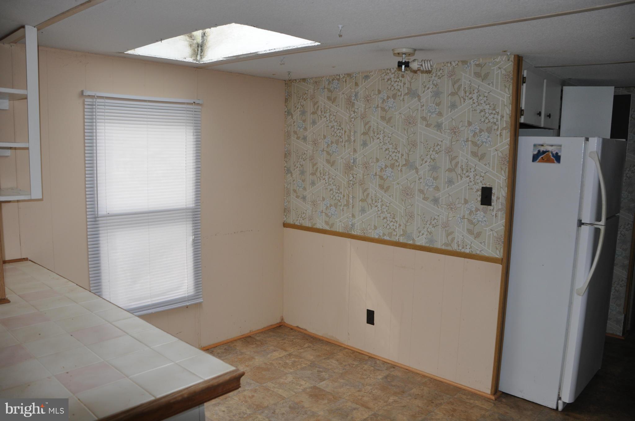 NONE AVAILABLE - Land