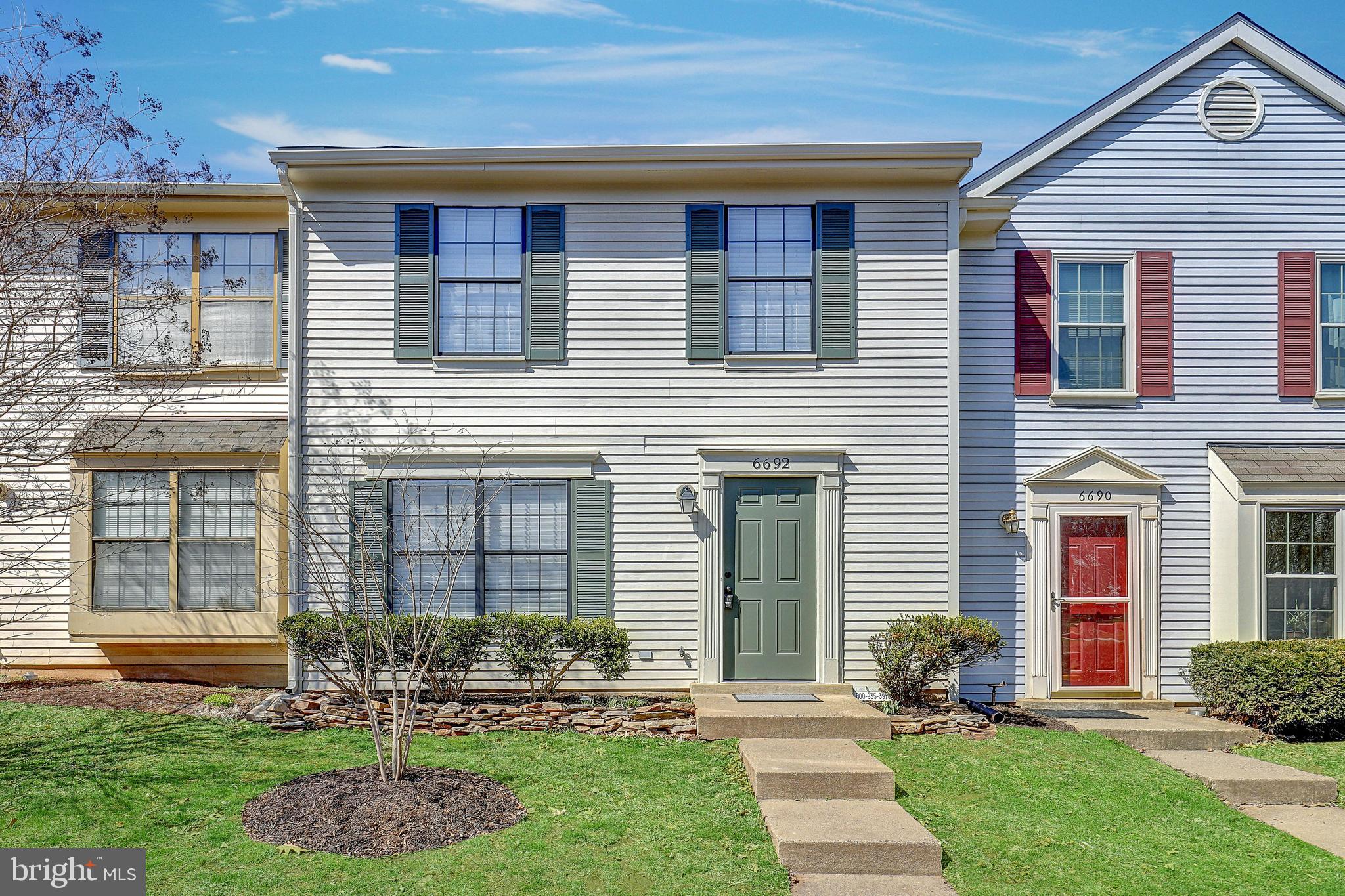 LONGSTREET COMMONS - Residential