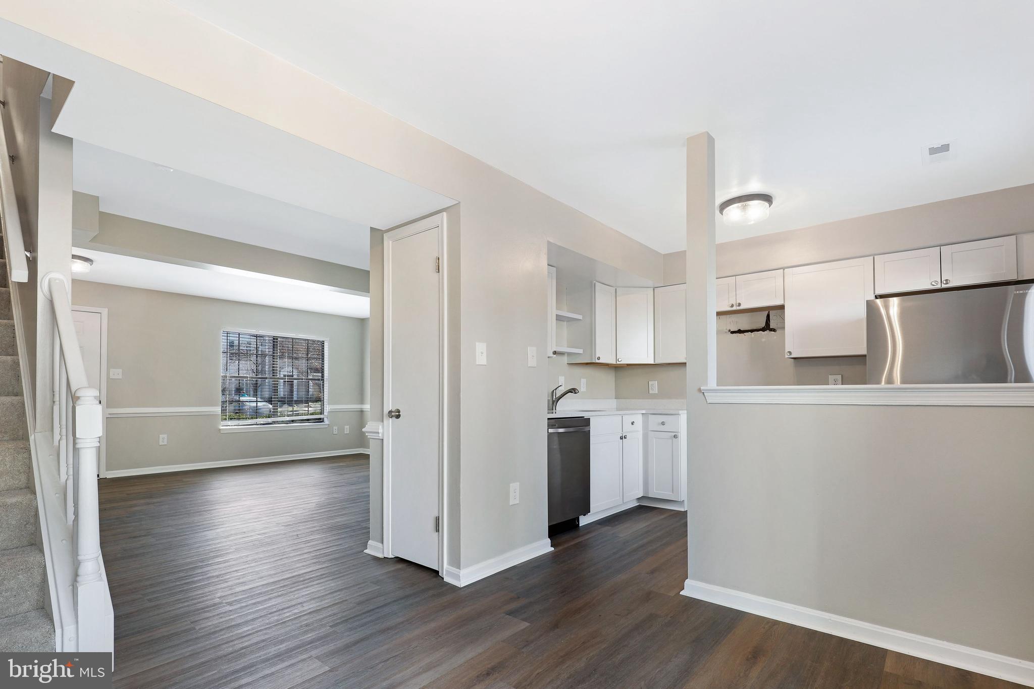 LONGSTREET COMMONS - Residential