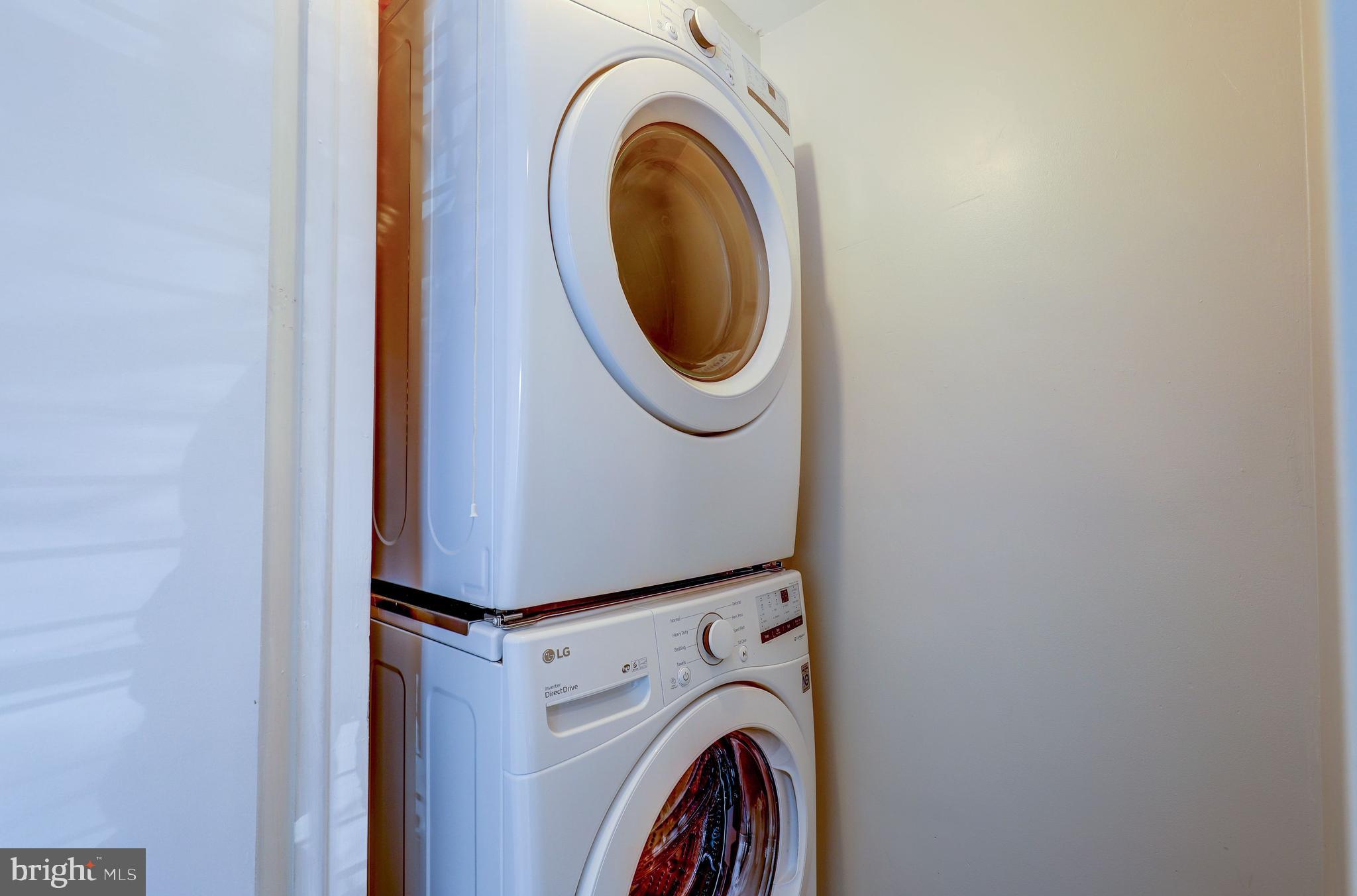 LONGSTREET COMMONS - Residential