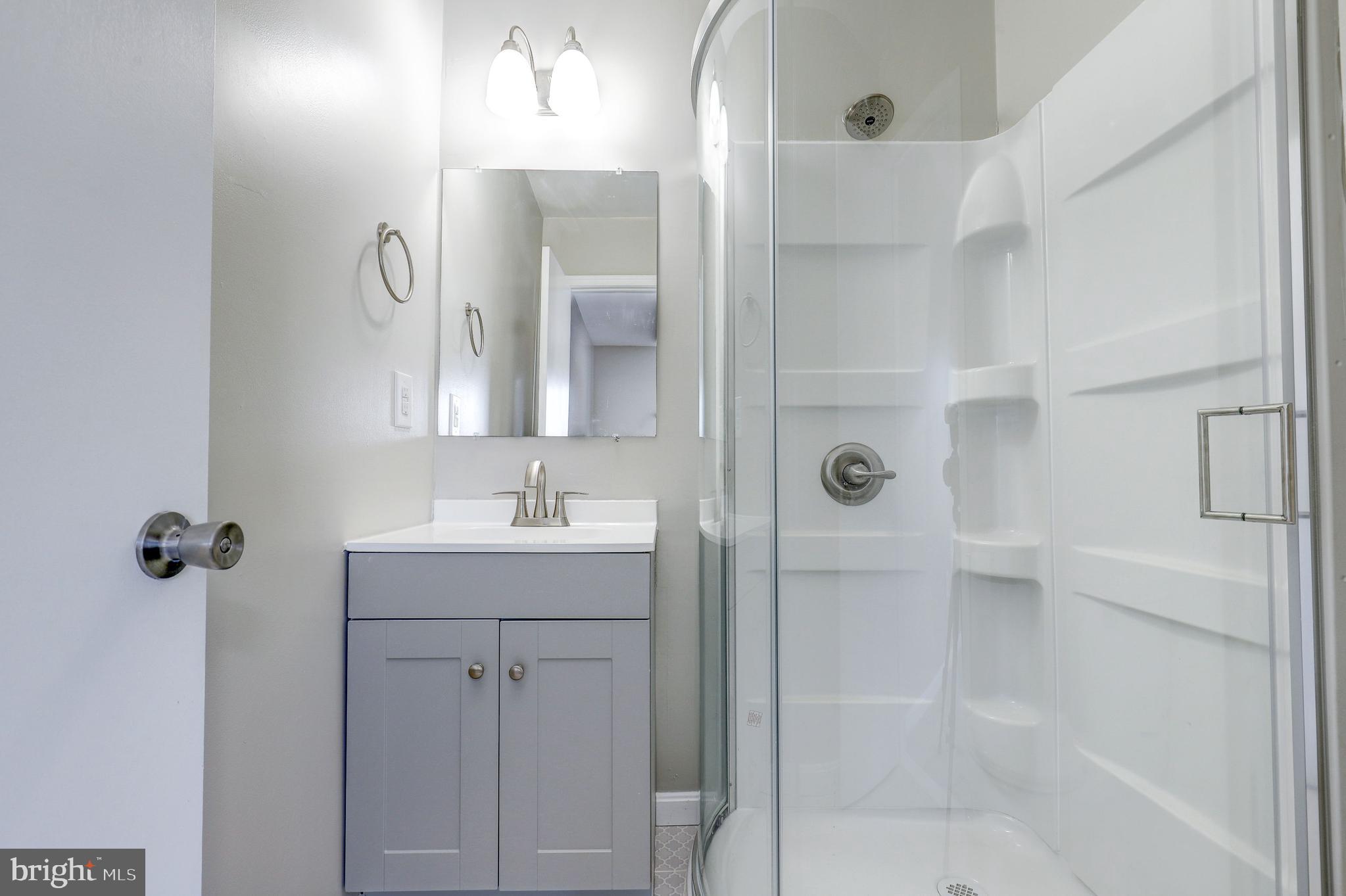 LONGSTREET COMMONS - Residential