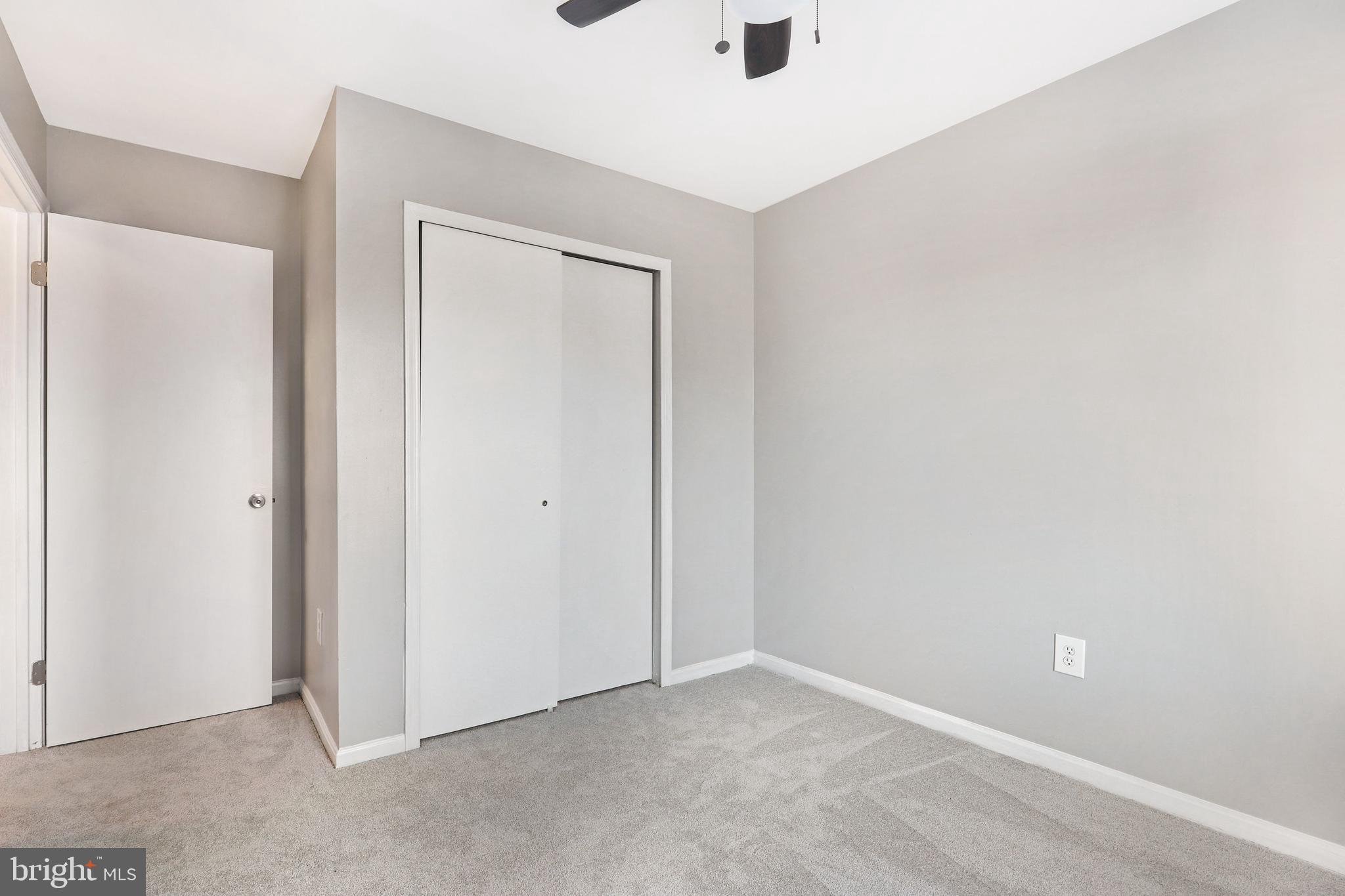 LONGSTREET COMMONS - Residential