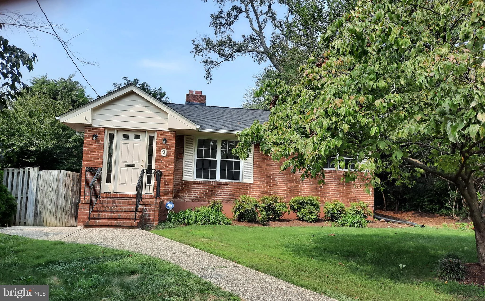 2 N Floyd Street, Alexandria, VA 22304