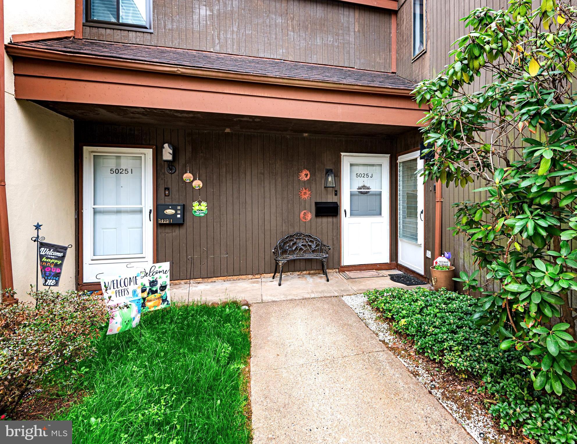 BAKERS BAY CONDOMINIUMS - Residential