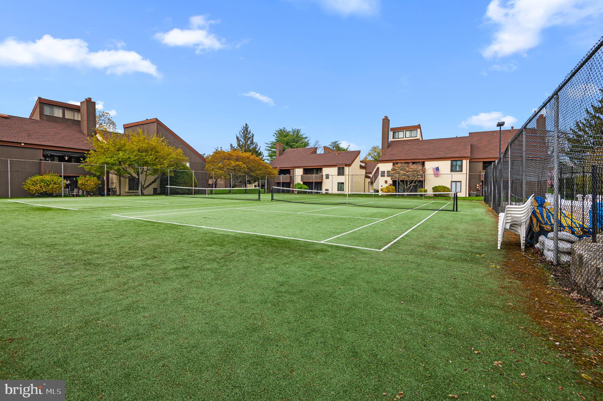 BAKERS BAY CONDOMINIUMS - Residential