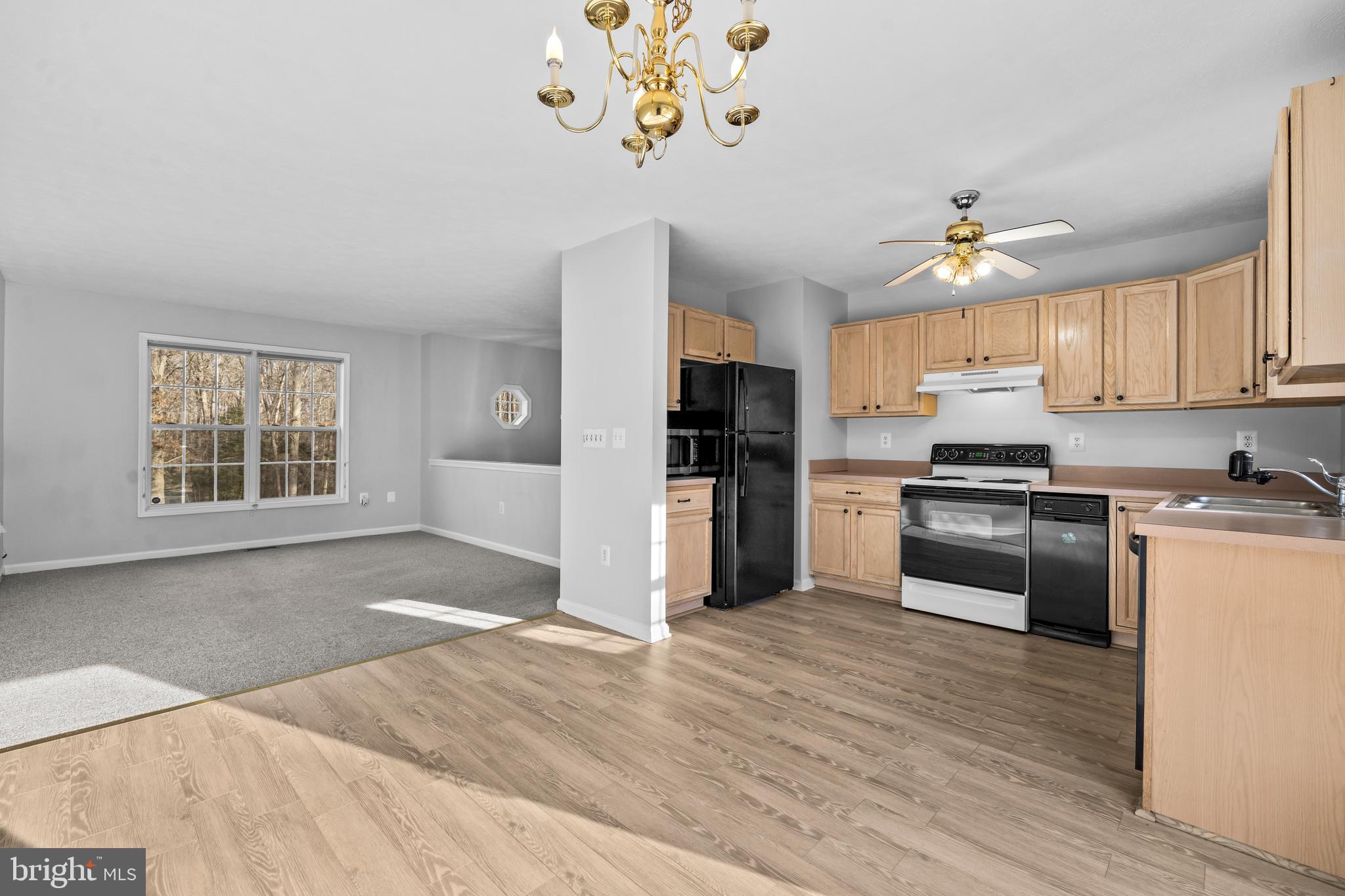 WILLIAMS ESTATES - Residential