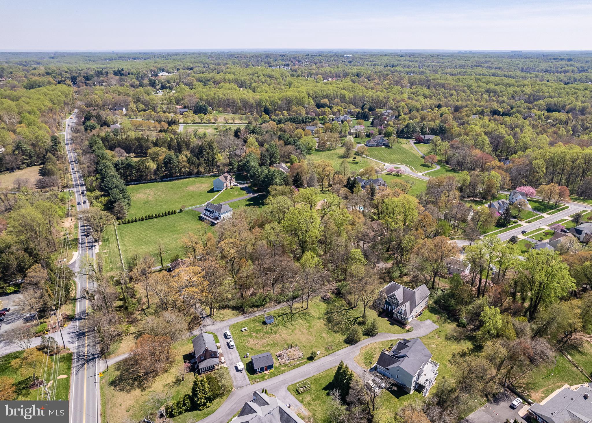ASHTON MANOR - Residential